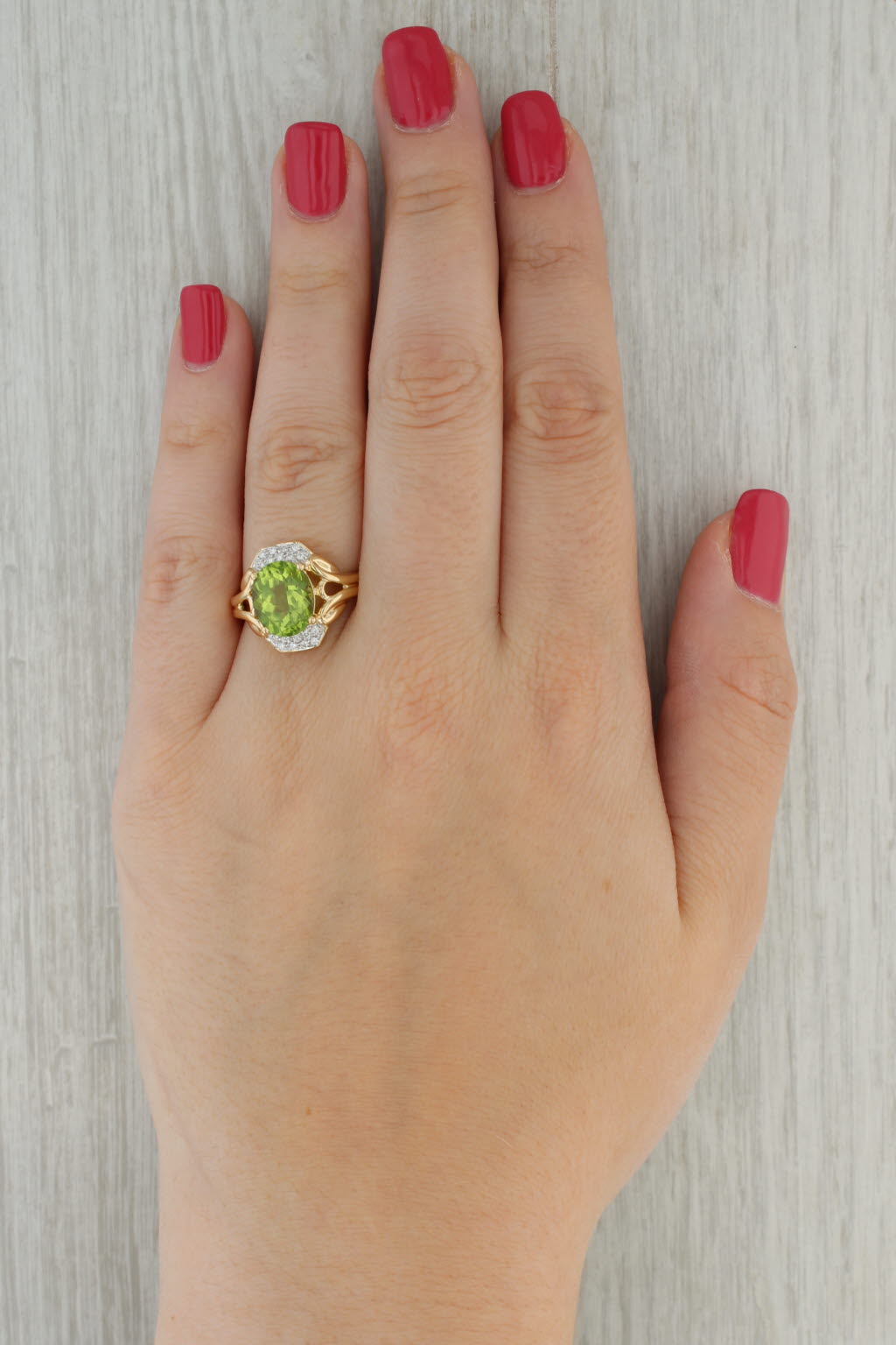 Rosy Brown 4.17ctw Oval Peridot Diamond Ring 14k Yellow Gold Size 8 Cocktail