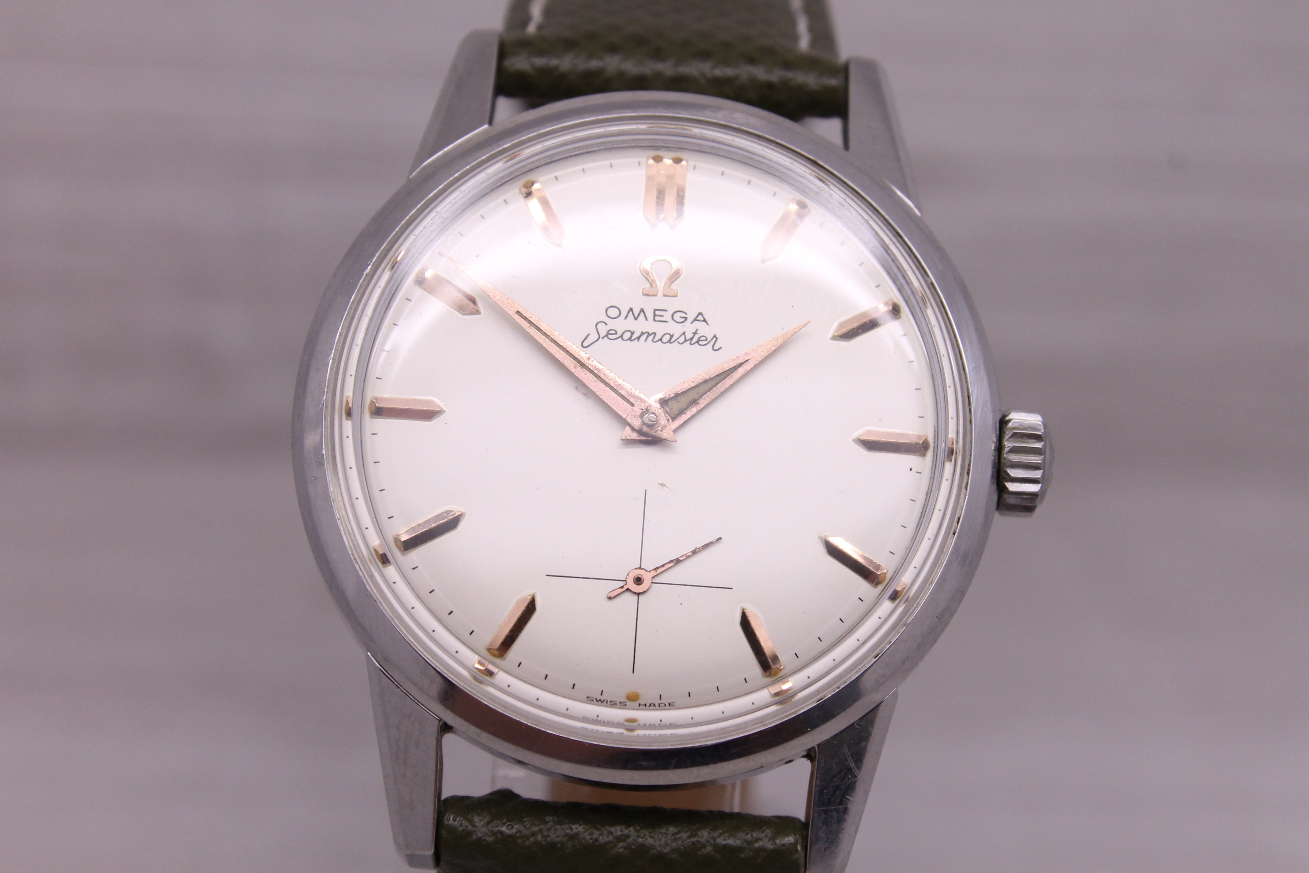 Light Slate Gray Vintage c.1960 Omega Seamaster Mens 35mm Steel Manual Watch c.268 14389 CLEAN