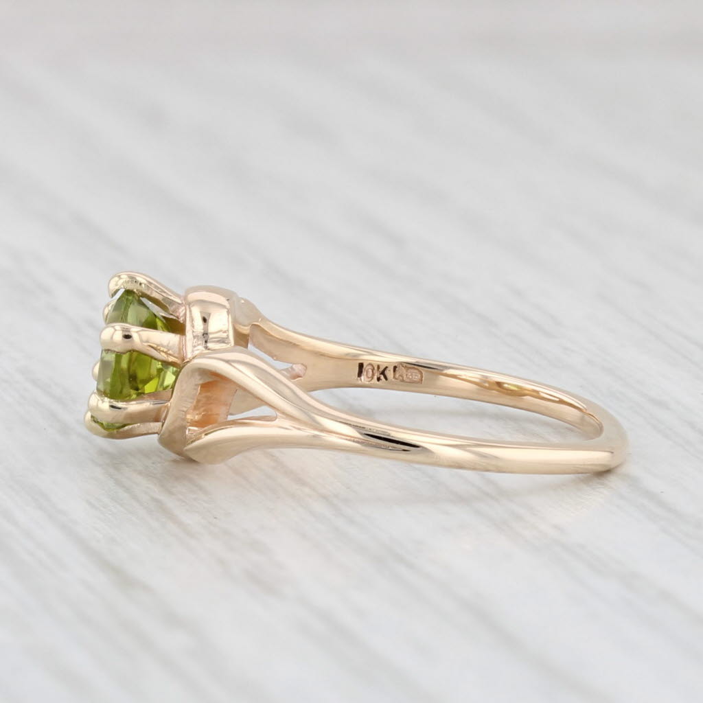 Light Gray 0.85ct Round Peridot Solitaire Ring 10k Yellow Gold Size 5.5 Church & Co Vintage