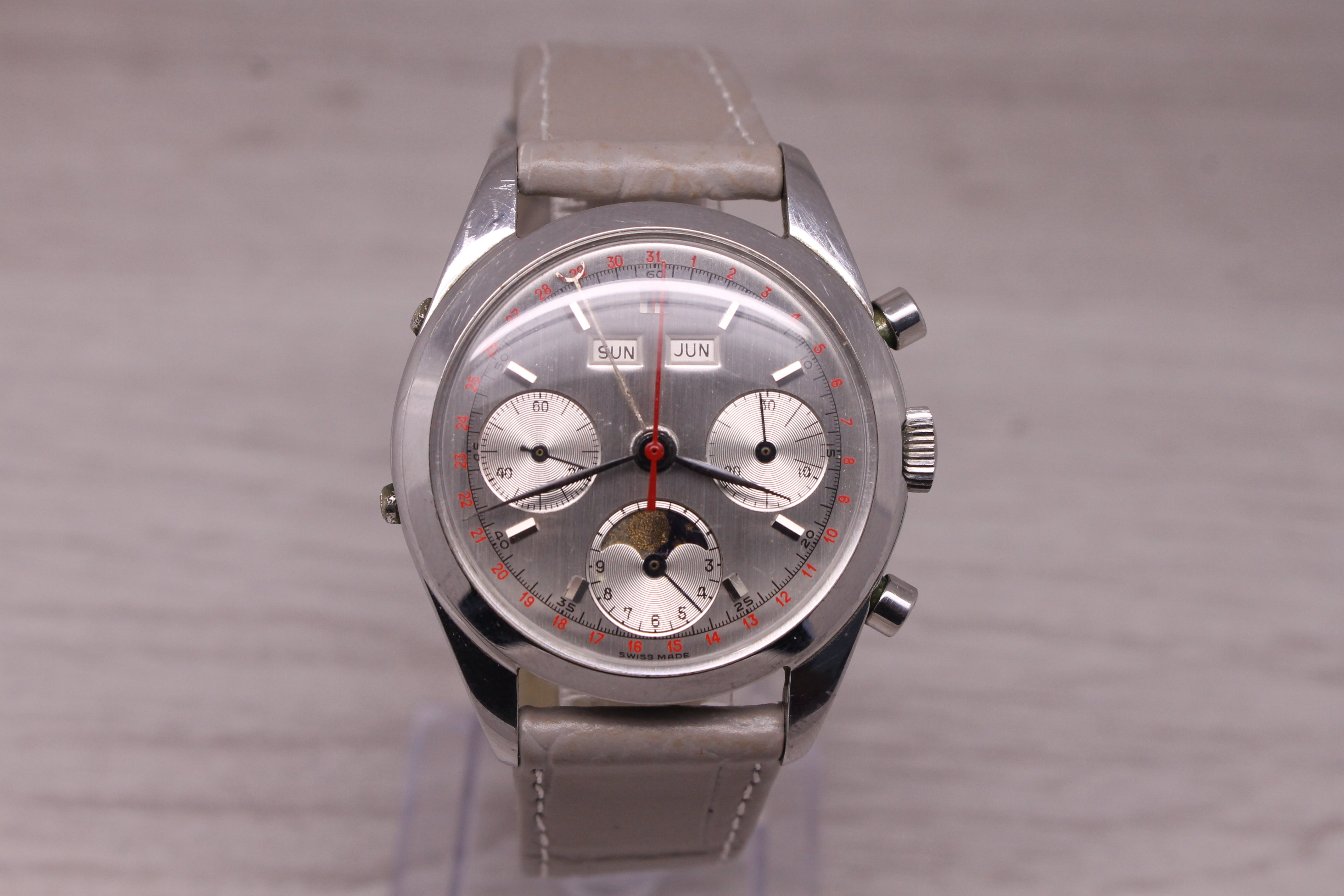 Rosy Brown Vintage Valjoux 88 36mm Stainless Steel Triple Date Moonphase Chronograph Watch