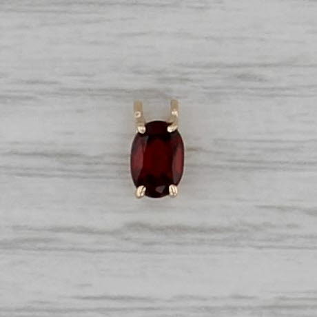 0.50ct Oval Garnet Solitaire Pendant 14k Yellow Gold Small Drop