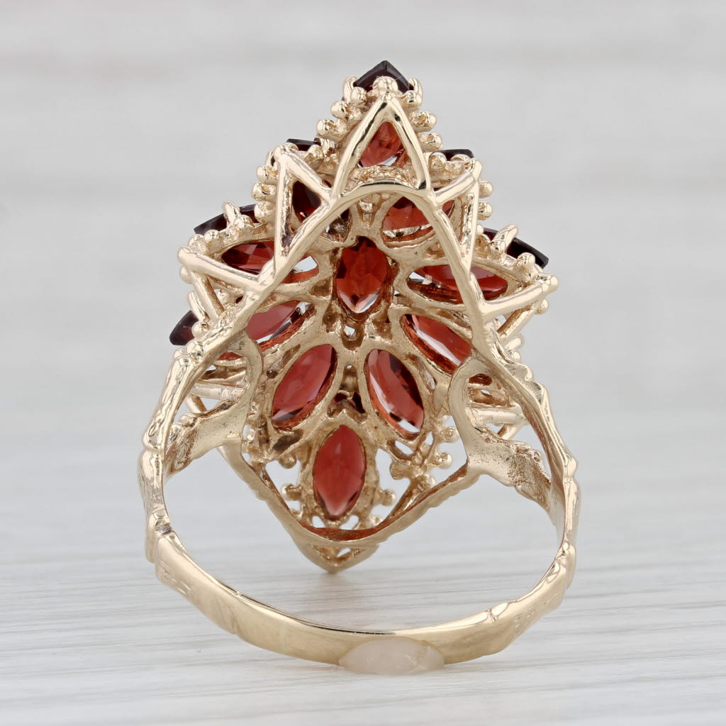 Light Gray 7ctw Garnet Flower Cocktail Ring 10k Yellow Gold Size 10.5 Cluster