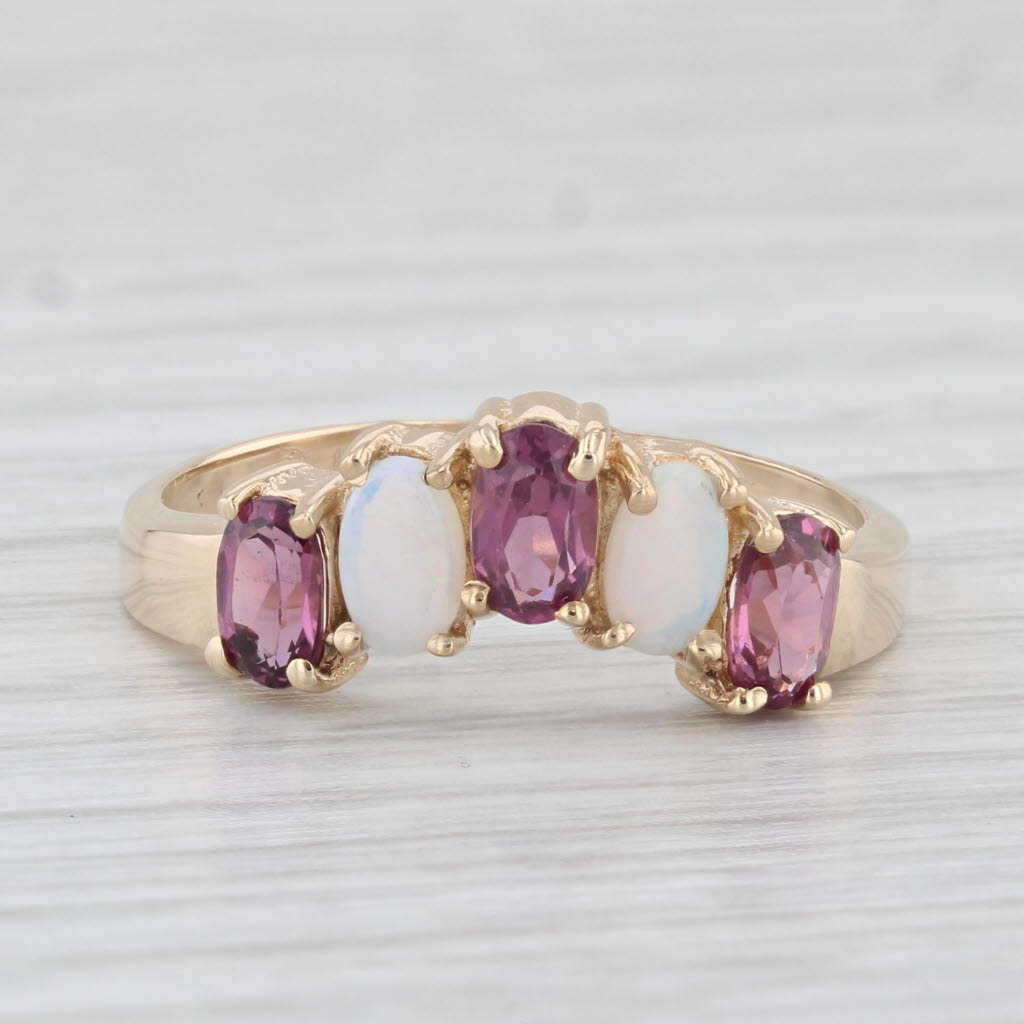 Light Gray Garnet Opal Contoured V Ring 10k Yellow Gold Size 7.75 Stackable Guard