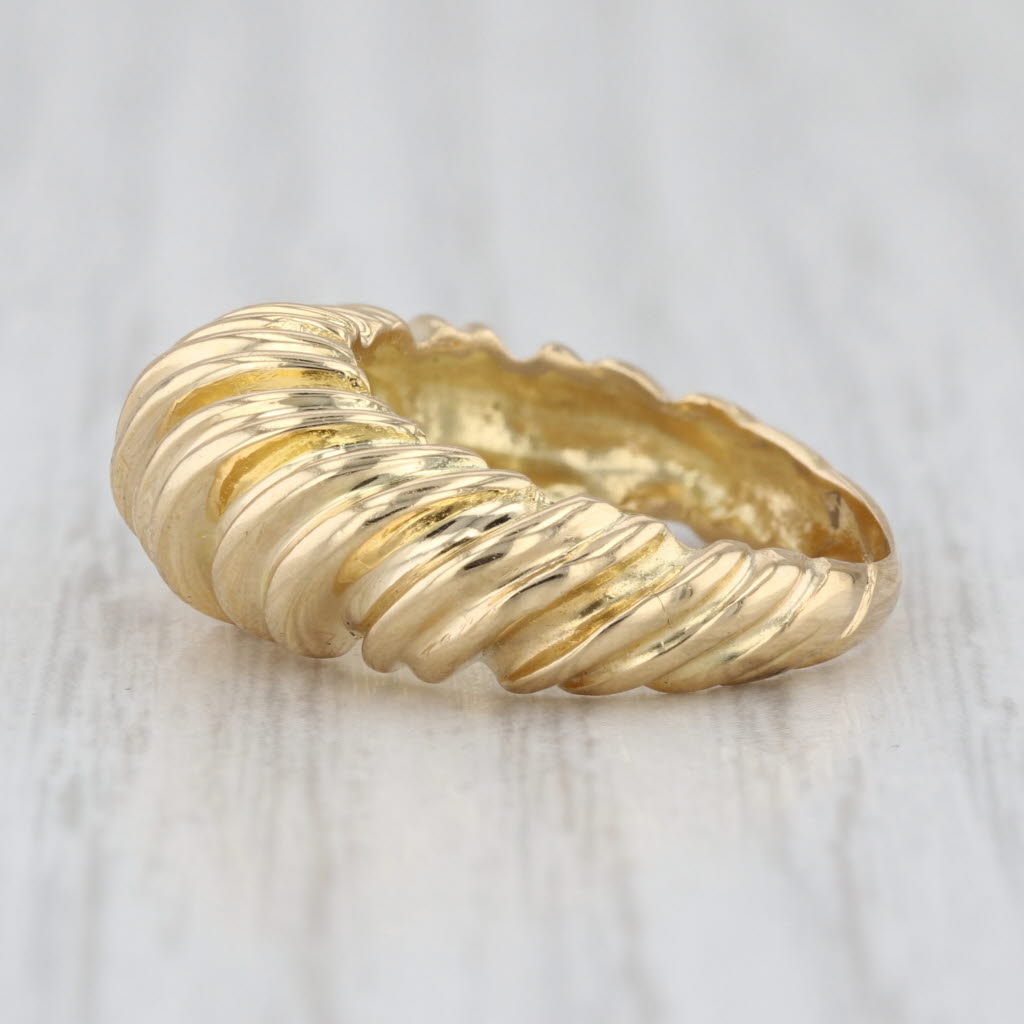 Domed Scalloped Croissant Ring 18k Yellow Gold Size 5 Stackable