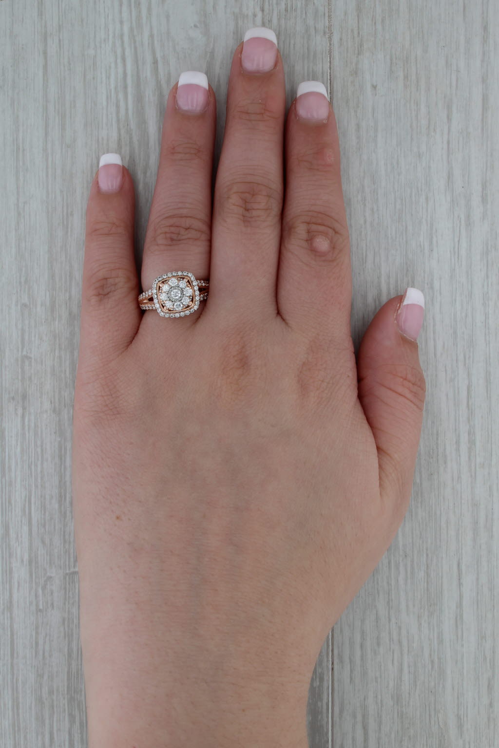 0.91ctw Diamond Cluster Halo Engagement Ring 10k Rose Gold Size 6