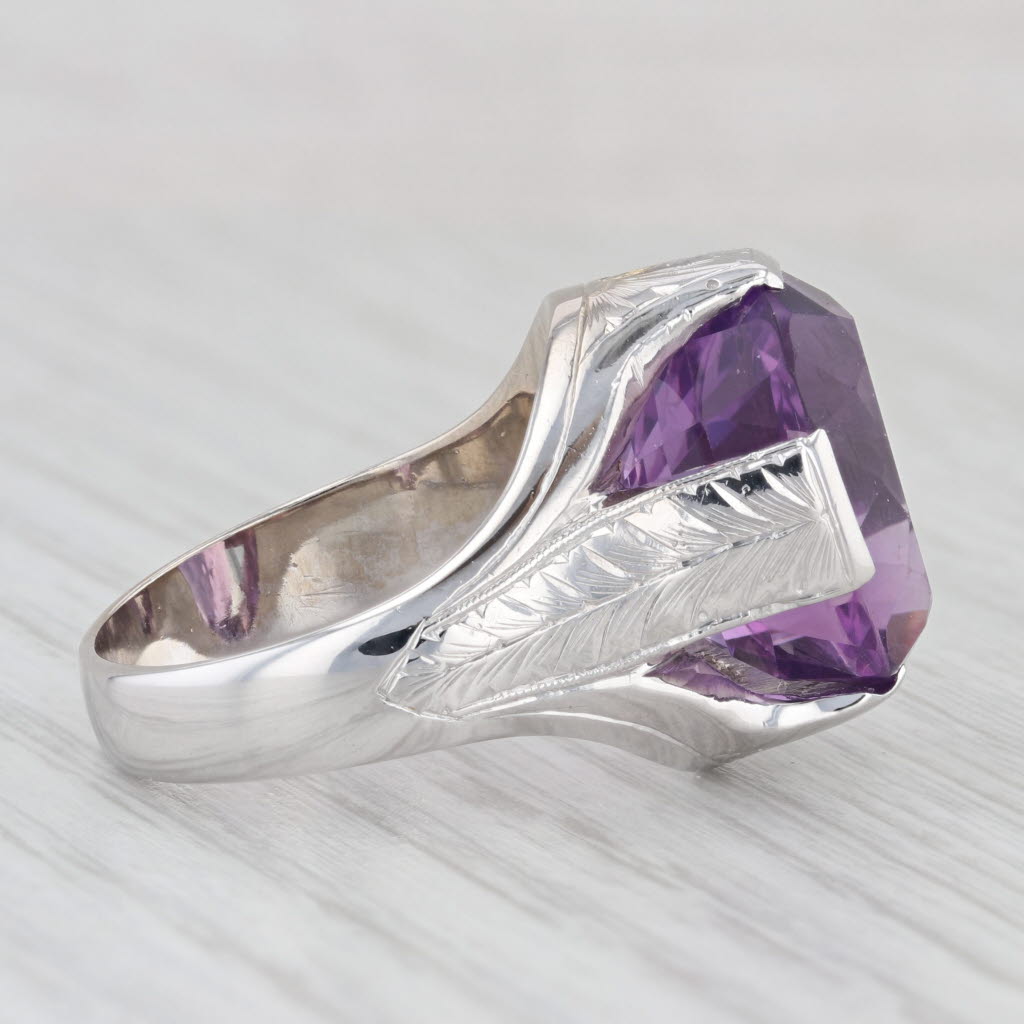 Light Gray 11.50ct Oval Amethyst Ring 13k Gold Solitaire Cocktail Vintage Hand Engraved