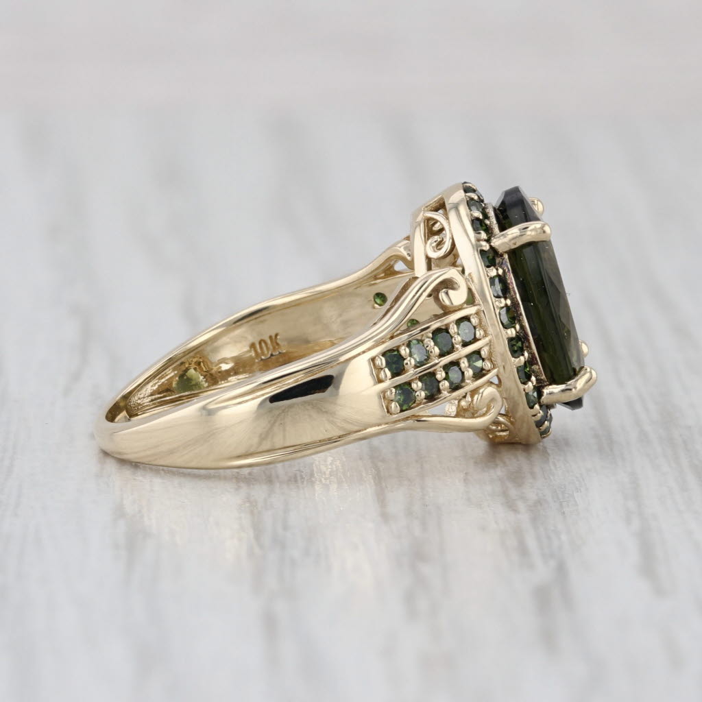 Ornamental Green Stone Green Diamond Ring 10k Yellow Gold Size 6.25