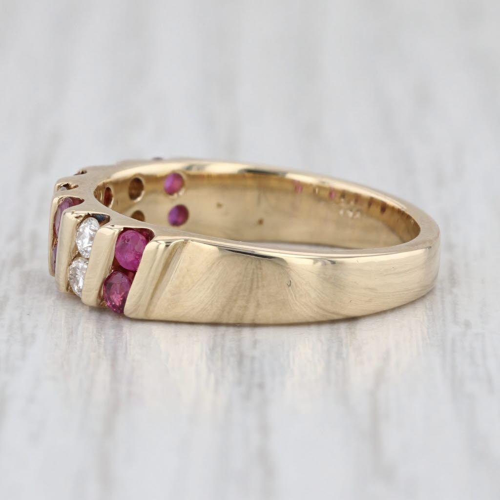 0.74ctw Ruby Diamond Ring 14k Yellow Gold Size 8.25 Stackable