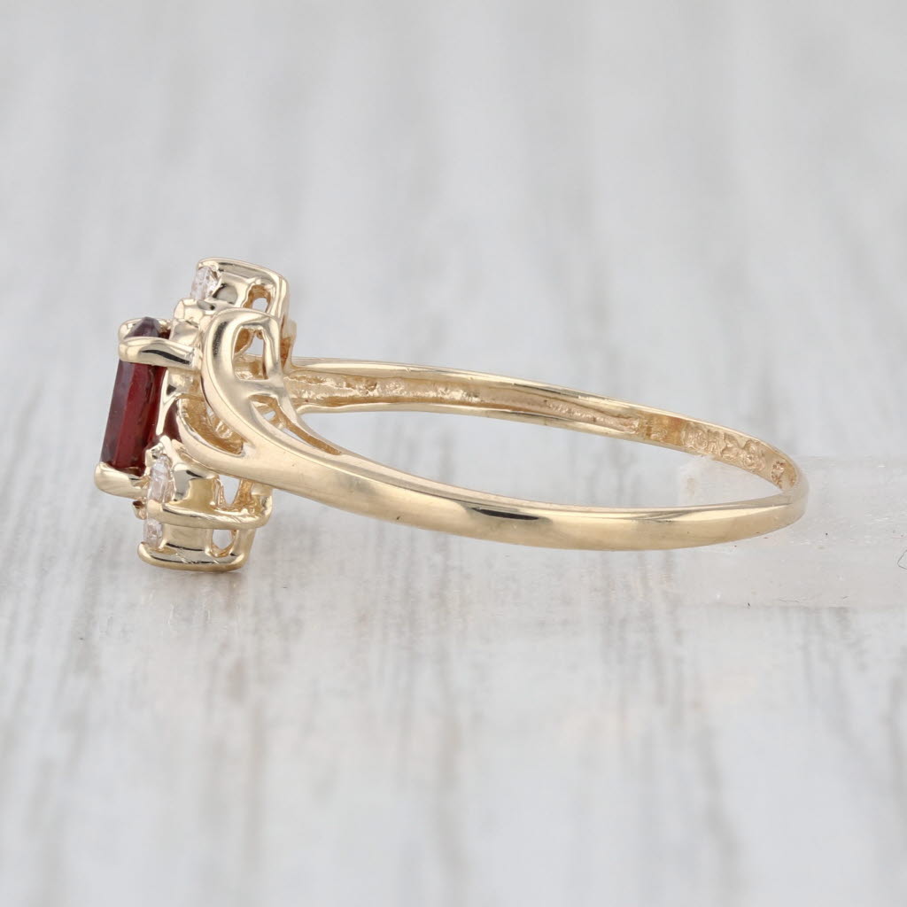 0.73ctw Garnet Cubic Zirconia Ring 10k Yellow Gold Size 7