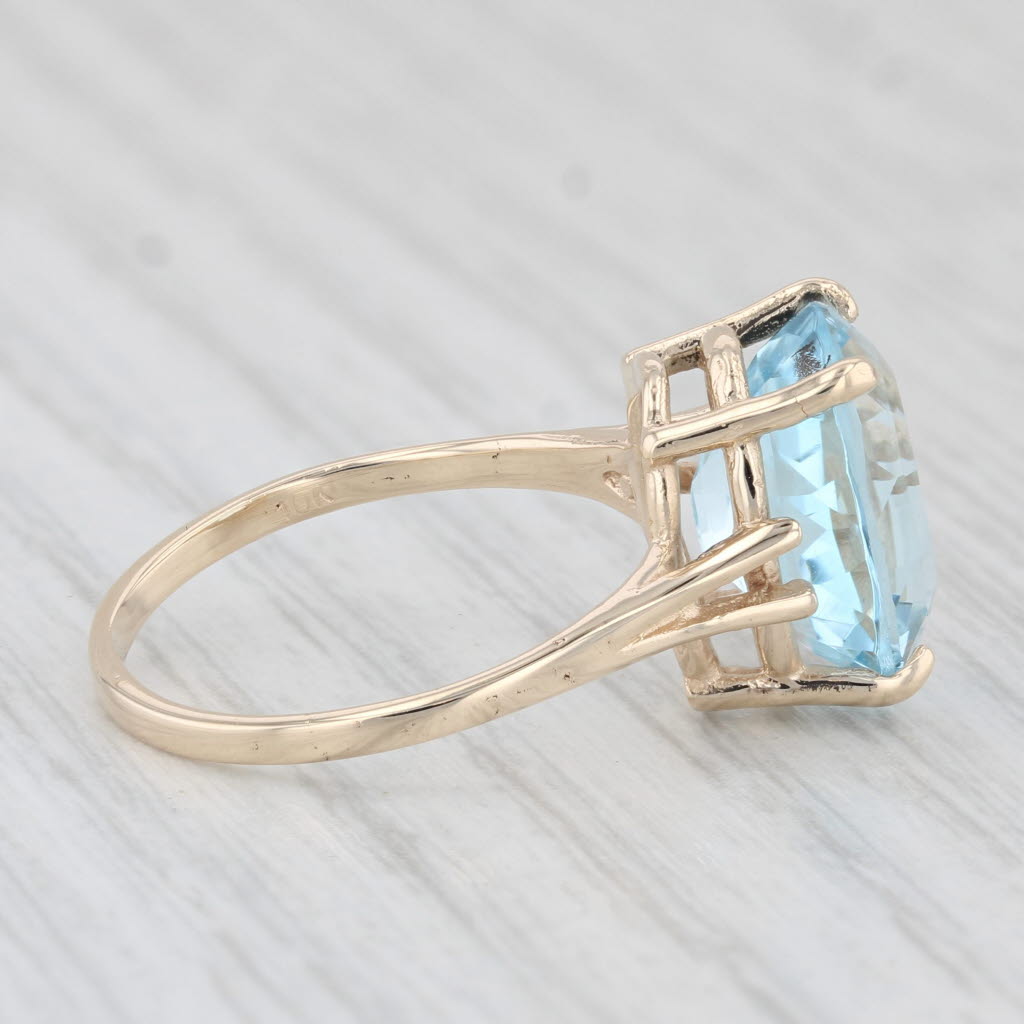 Light Gray 5.94c5t Oval Blue Topaz Solitaire Ring 10k Yellow Gold Size 7