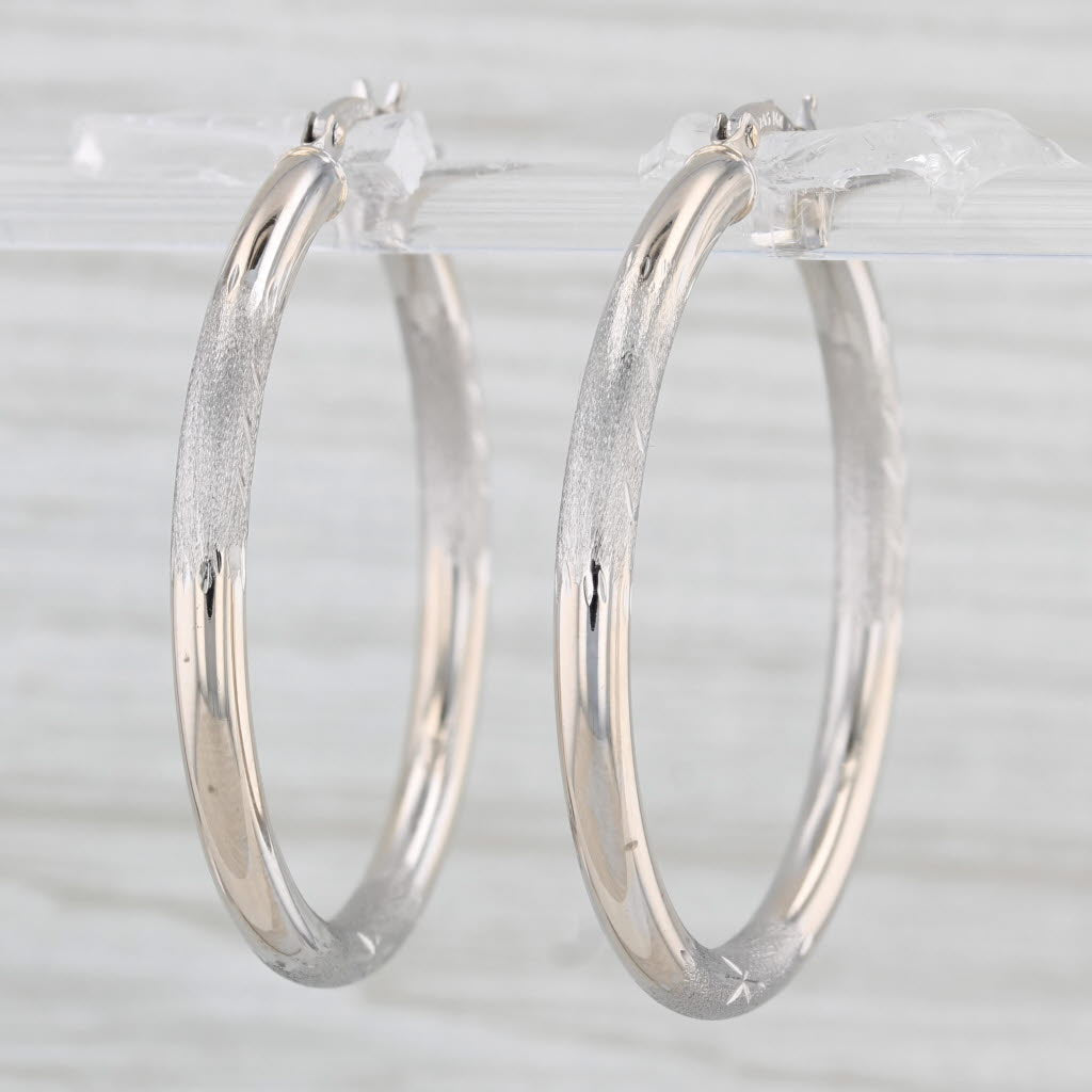 Light Gray 14k White Gold Etched Lightweight Hoop Earrings Round Snap Top Hoops