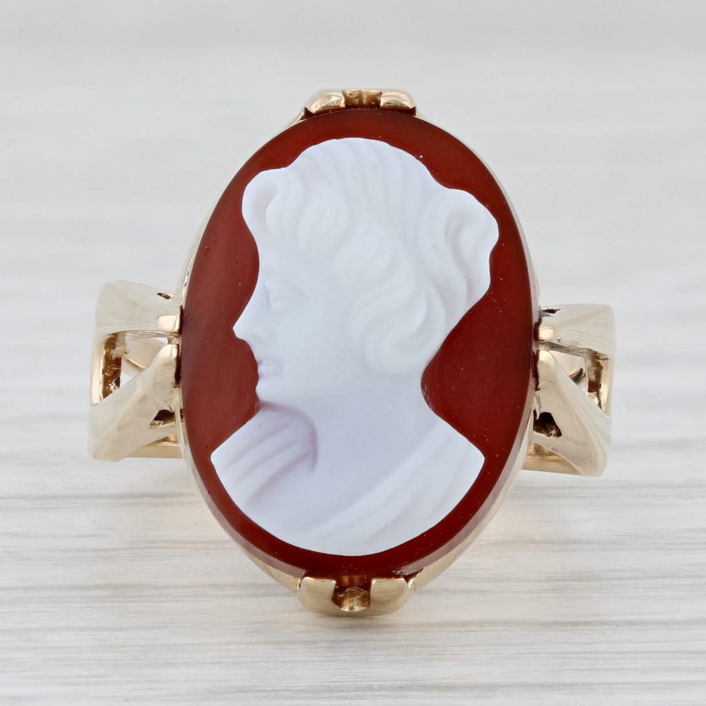 Light Gray Carved Carnelian Cameo Ring 14k Yellow Gold Size 6 Figural Oval Signet