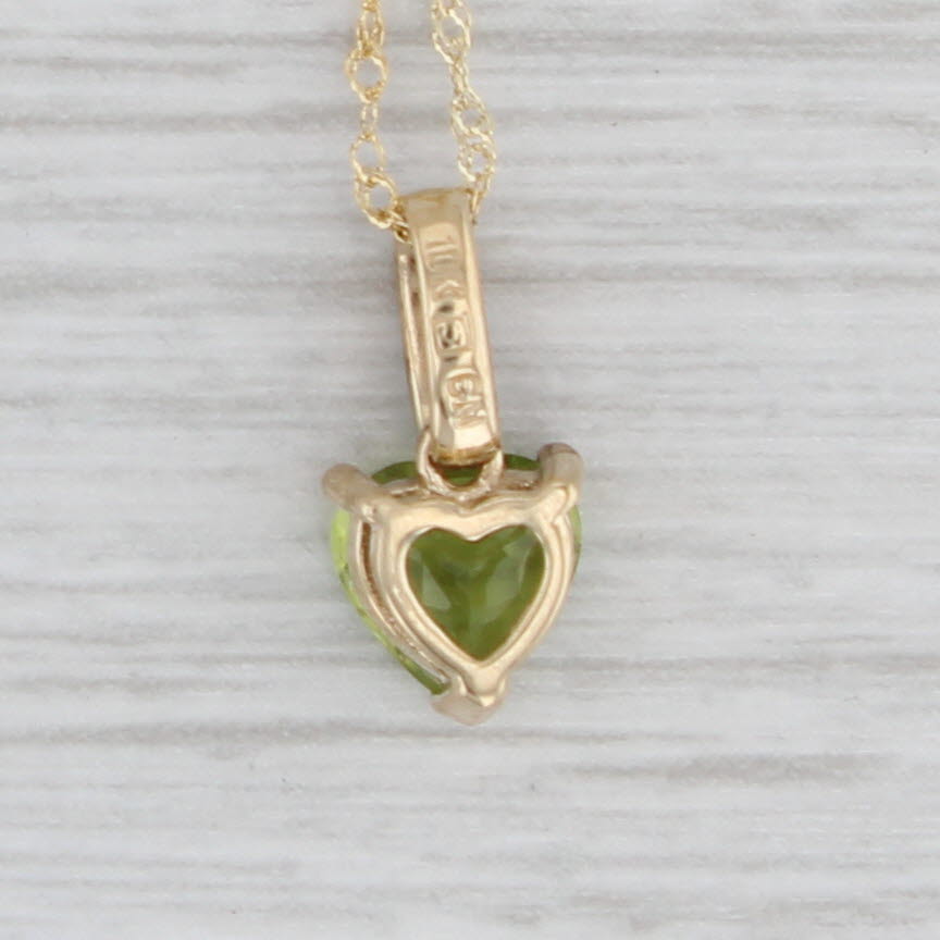 Light Gray 1ct Peridot Heart Pendant 10k Yellow Gold Diamond Accents 16.5" Singapore Chain