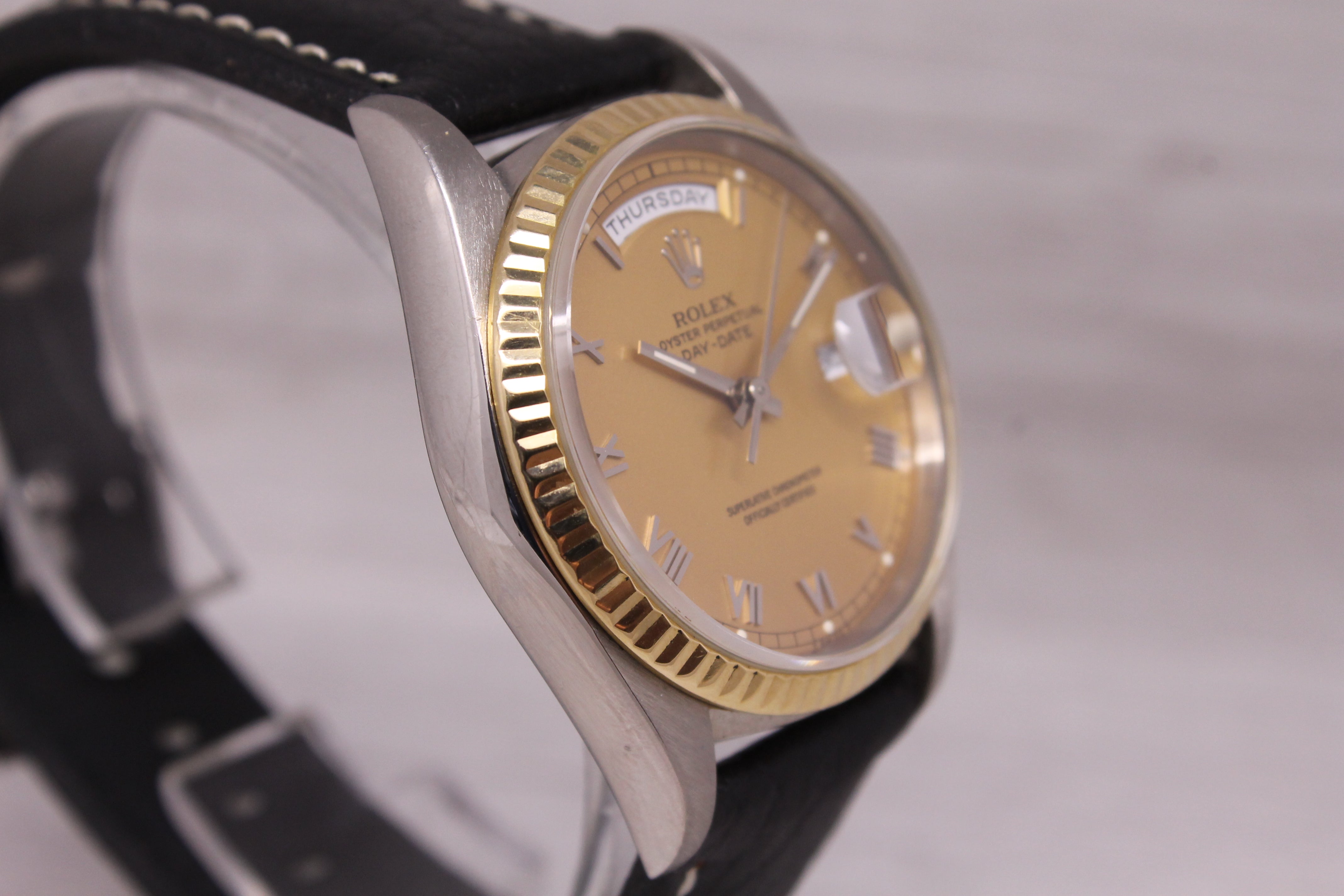 Vintage 1990 Rolex Day Date Tridor 18239B 18k Gold Automatic Watch w Bracelet