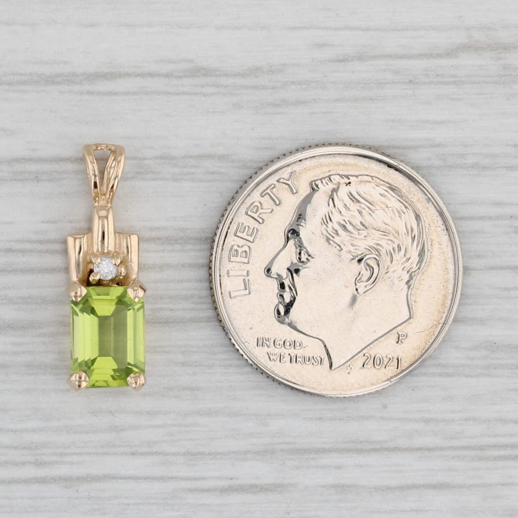 Light Gray 1.04ct Emerald Cut Peridot Diamond Pendant 14k Yellow Gold