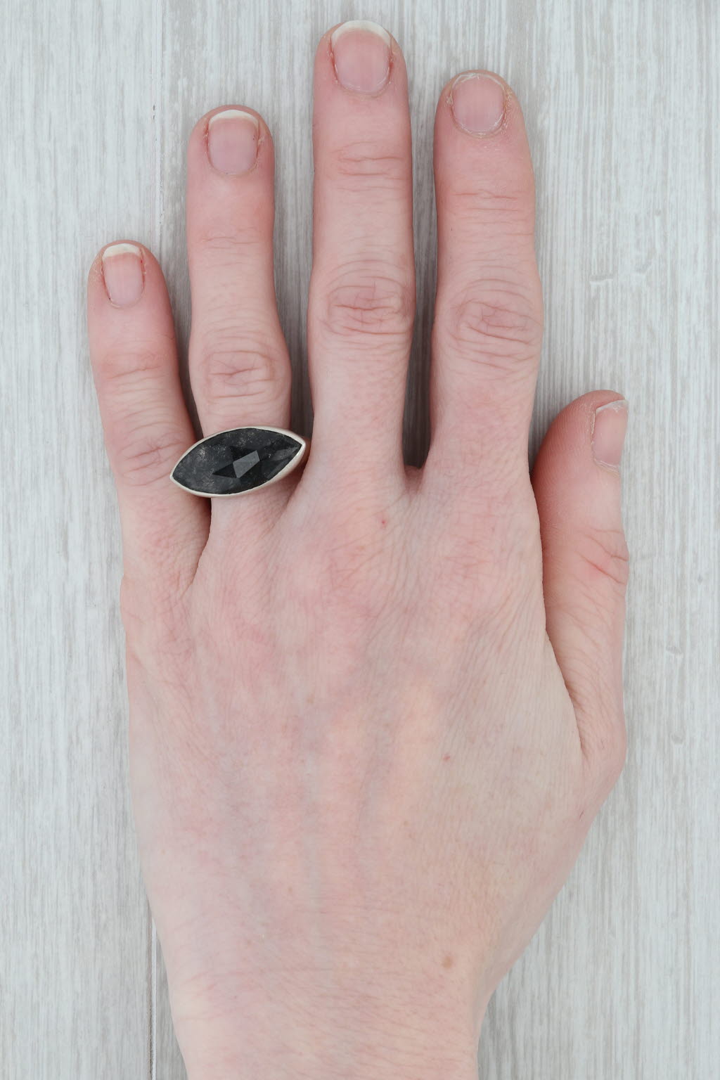 New Nina Wynn Tourmalinated Quartz Statement Ring Sterling Silver Size 7.25