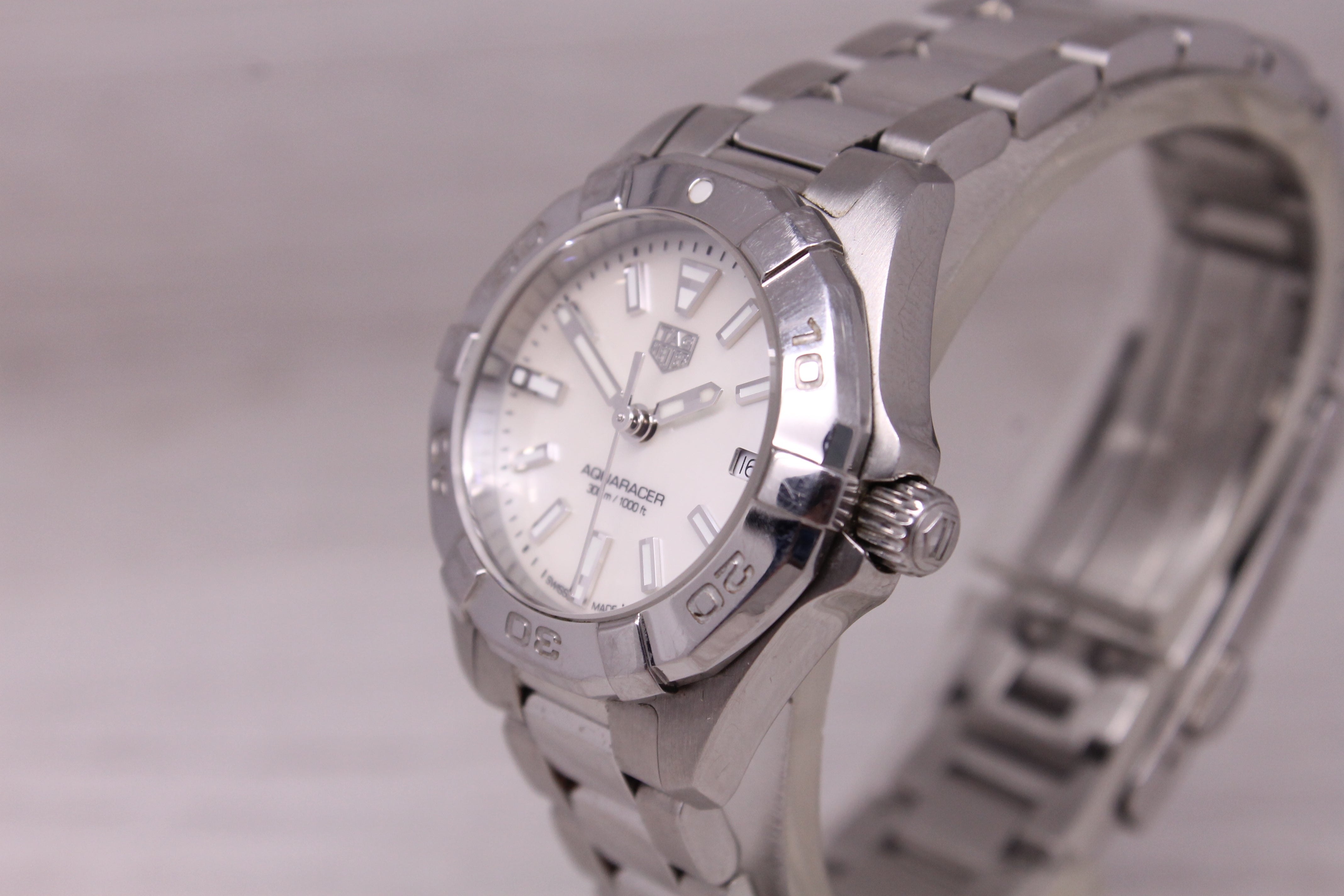 Tag Heuer Ladies Aquaracer Quartz Watch 27.5mm WBD1411 MOP Dial Swiss Date Box