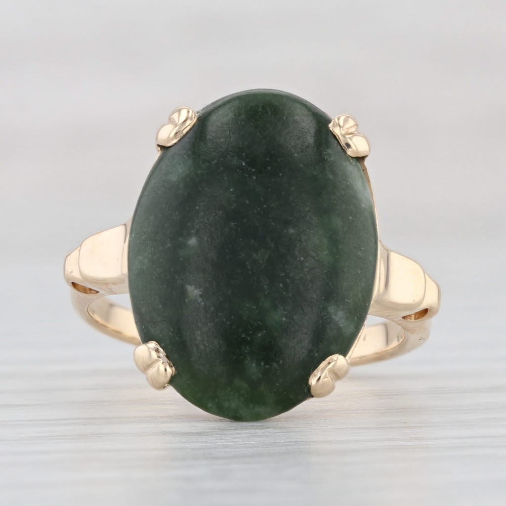 Light Gray Vintage Nephrite Jade Ring 14k Yellow Gold Size 6.5 Oval Cabochon