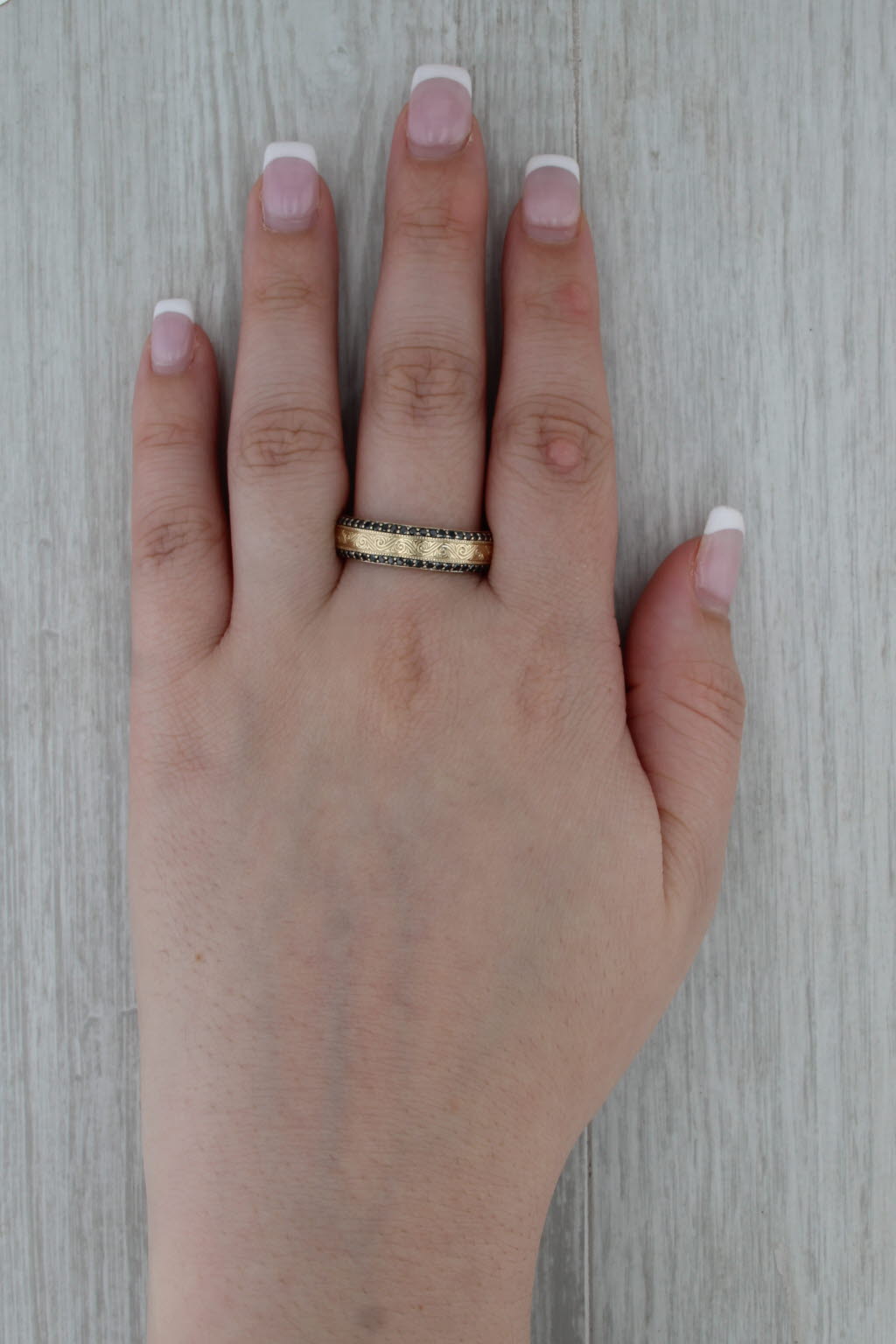 Neil Lane 0.50ctw Black Diamond Ornate Etched Ring 14k Yellow Gold Wedding Band