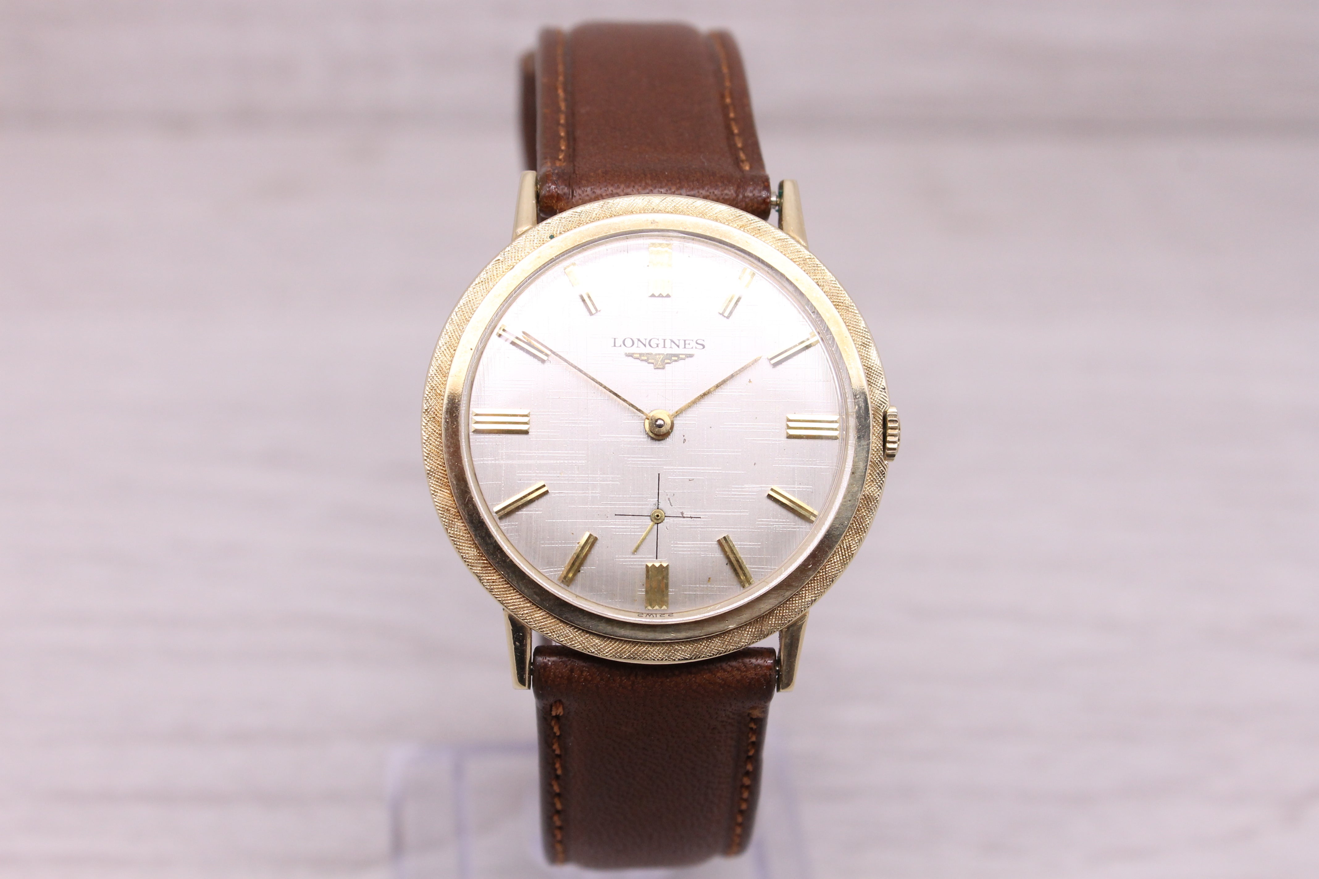 Thistle Vintage c.1968 Longines 14k Yellow Gold Mens 33.5mm Dress Watch cal.370 Linen