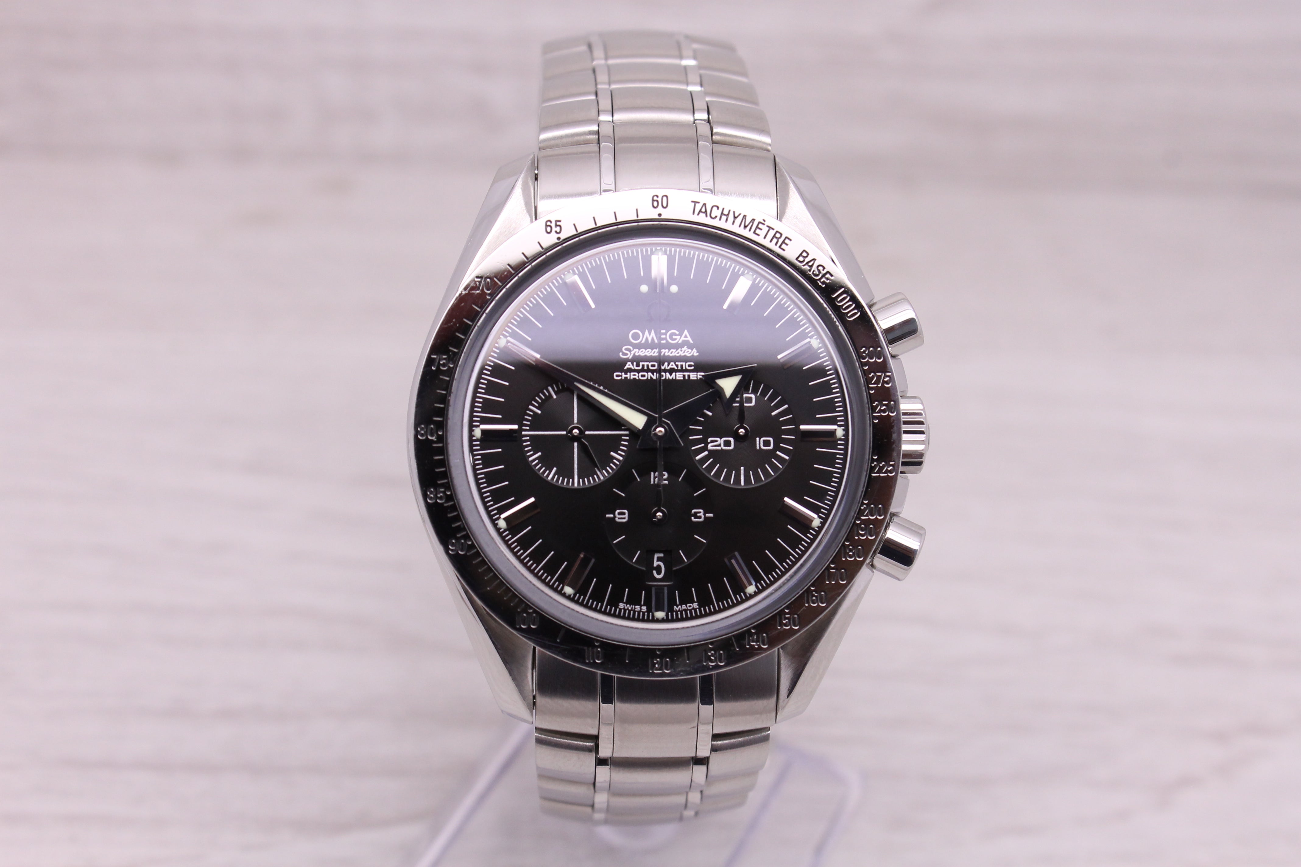 Thistle Omega Speedmaster Broad Arrow 3551.50 Men 42mm Steel Automatic Chronograph Watch