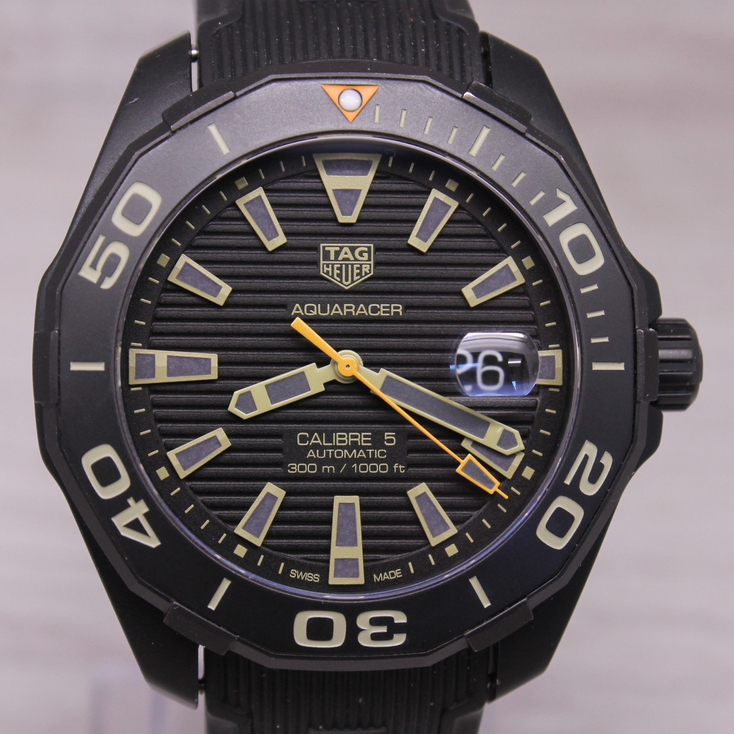 Tag Heuer Aquaracer Calibre 5 Black Titanium Mens Automatic Divers Watch WAY208C