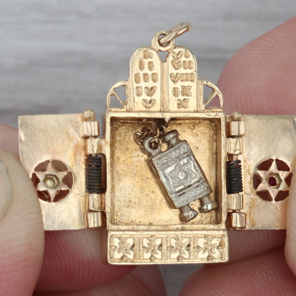 Tan Judaica Vintage Torah Scroll Pendant Charm 14k Gold Ruby Opens