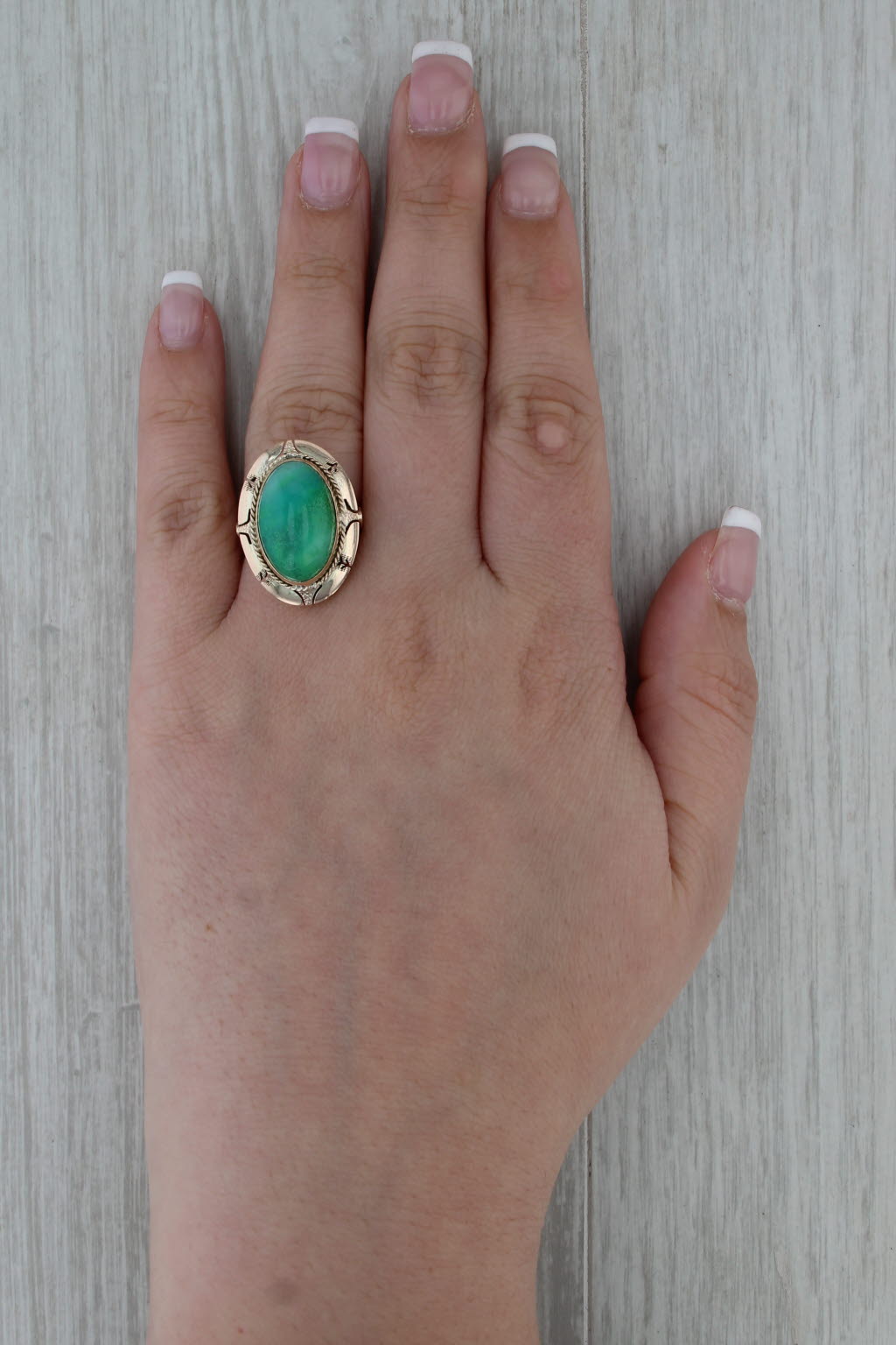 Vintage Oval Cabochon Aquaprase Chalcedony Solitaire Ring 10k Gold Size 6.5