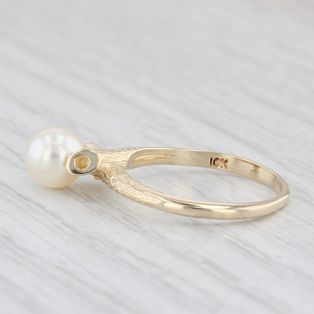 Light Gray Cultured Pearl Solitaire Ring 10k Yellow Gold Size 6.25 Woodgrain Etched Band