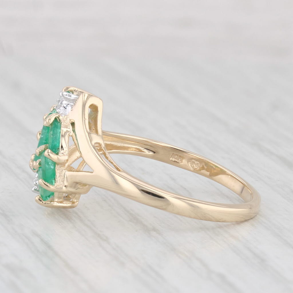 Light Gray 0.56ctw Emerald Diamond Cluster Ring 10k Yellow Gold Size 7