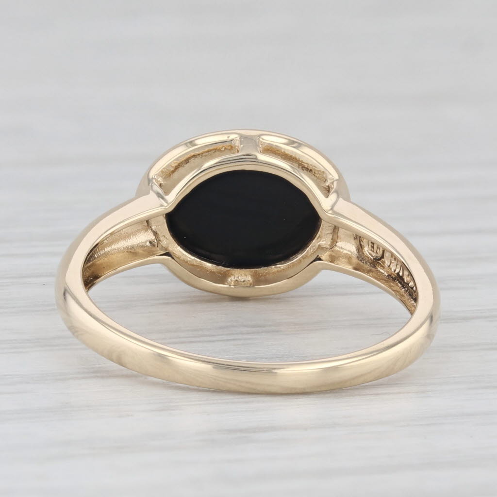 Light Gray Faceted Onyx Oval Solitaire Ring 14k Yellow Gold Size 6.75