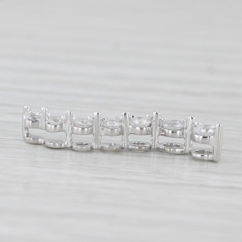 Light Gray 0.25ctw Tapering Diamond Journey Pendant 14k White Gold