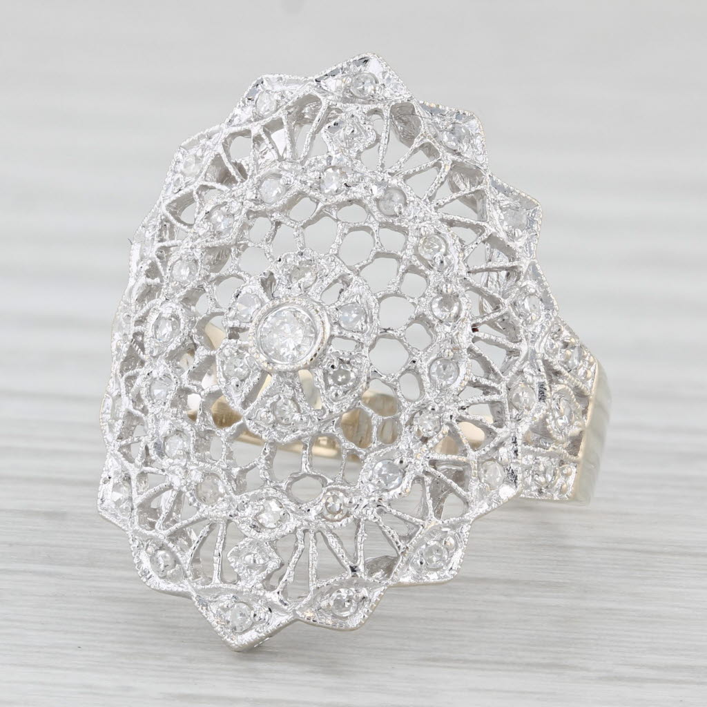 Light Gray 0.25ctw Diamond Filigree Ring 18k Gold Size 7.5 Cocktail