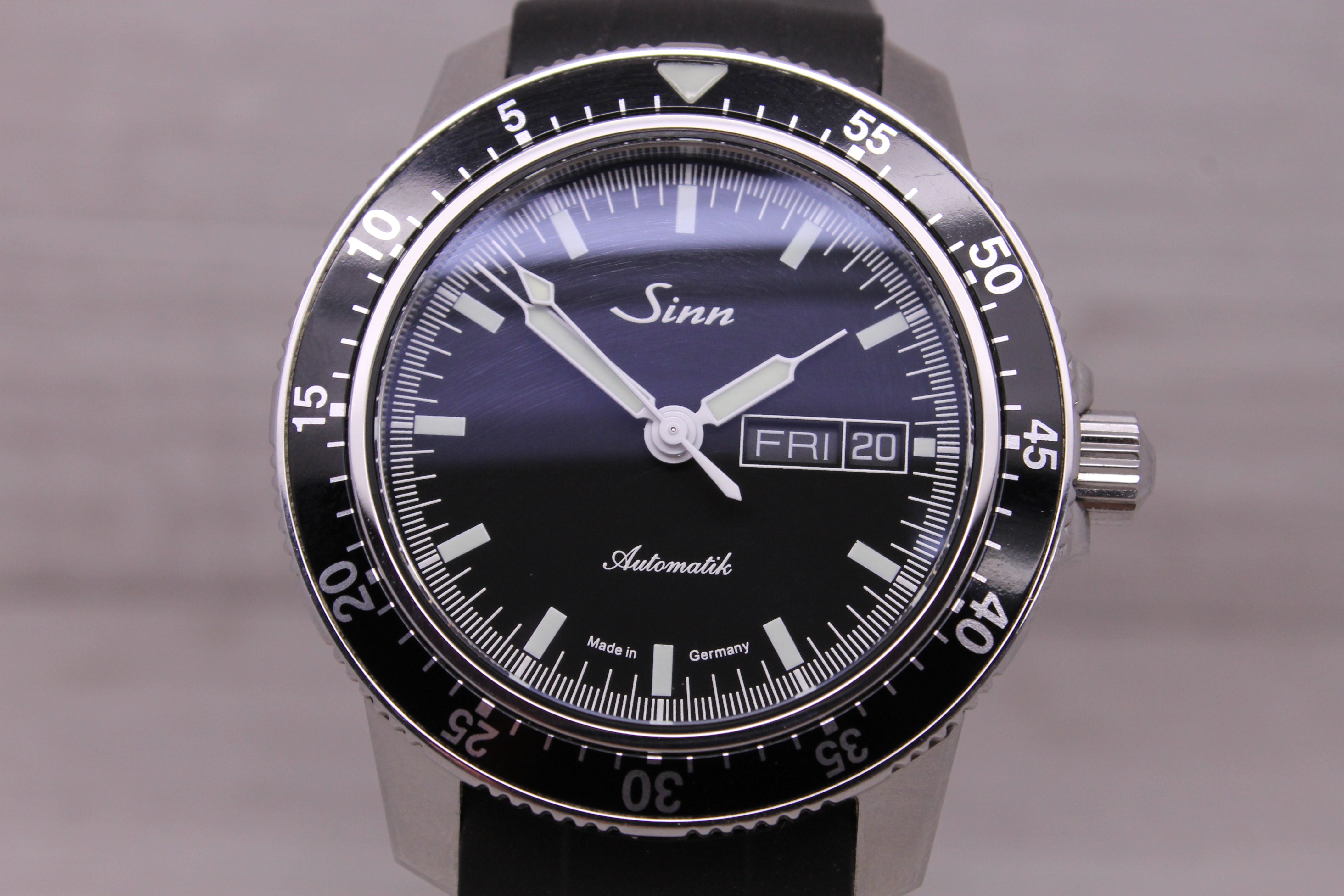 Light Slate Gray Sinn ST104 Mens 41mm Automatic Stainless Steel Watch 104.6092 Day Date Black