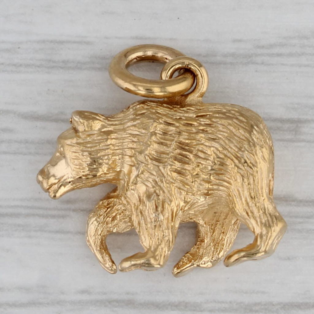 Gray Bear Souvenir Charm 10k Yellow Gold 3D Figural Figurine Pendant