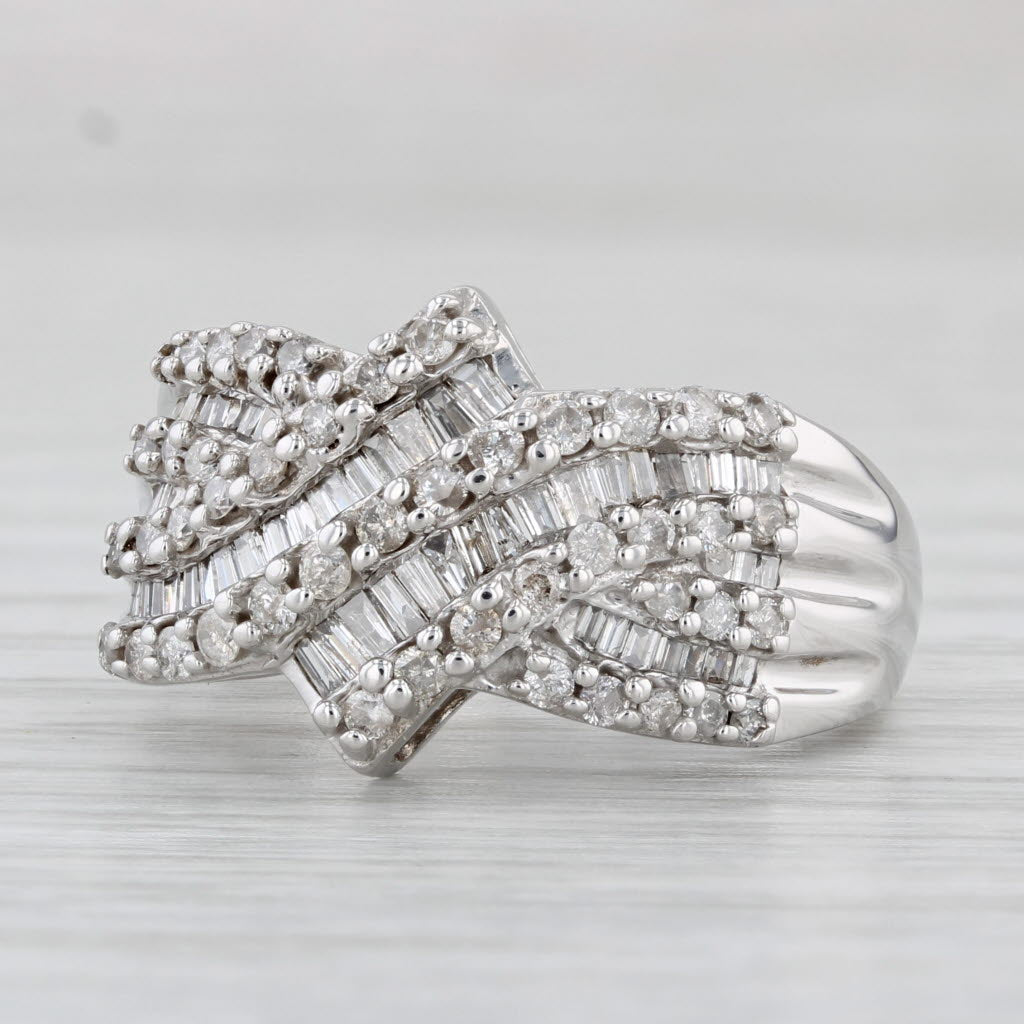 Light Gray 0.94ctw Diamond Crossover Ring 10k White Gold Size 7 Cocktail