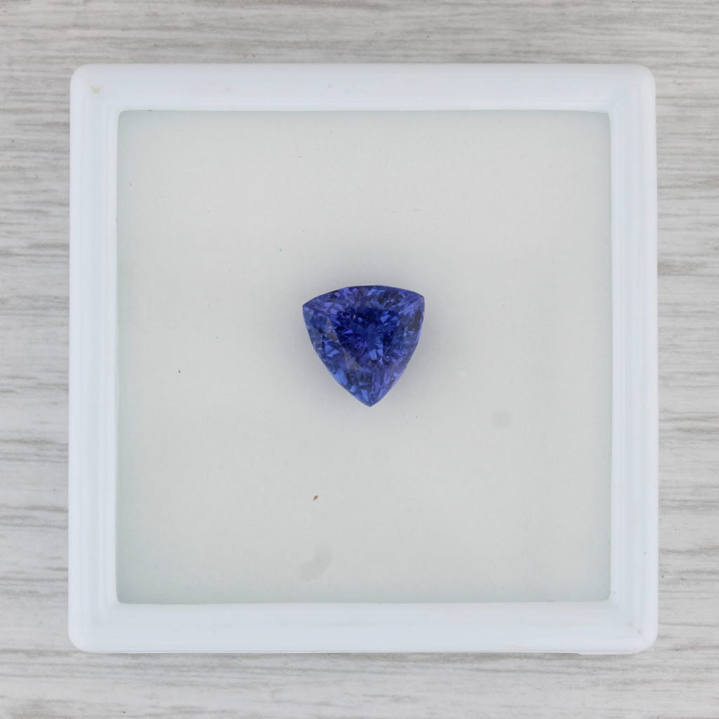 Light Gray 5.05ct Tanzanite Loose Gemstone for Setting IGI Trillion Solitaire 10.4mm