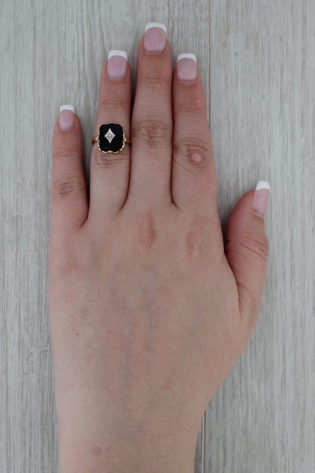 Vintage Diamond Onyx Signet Ring 10k Yellow Gold Size 5