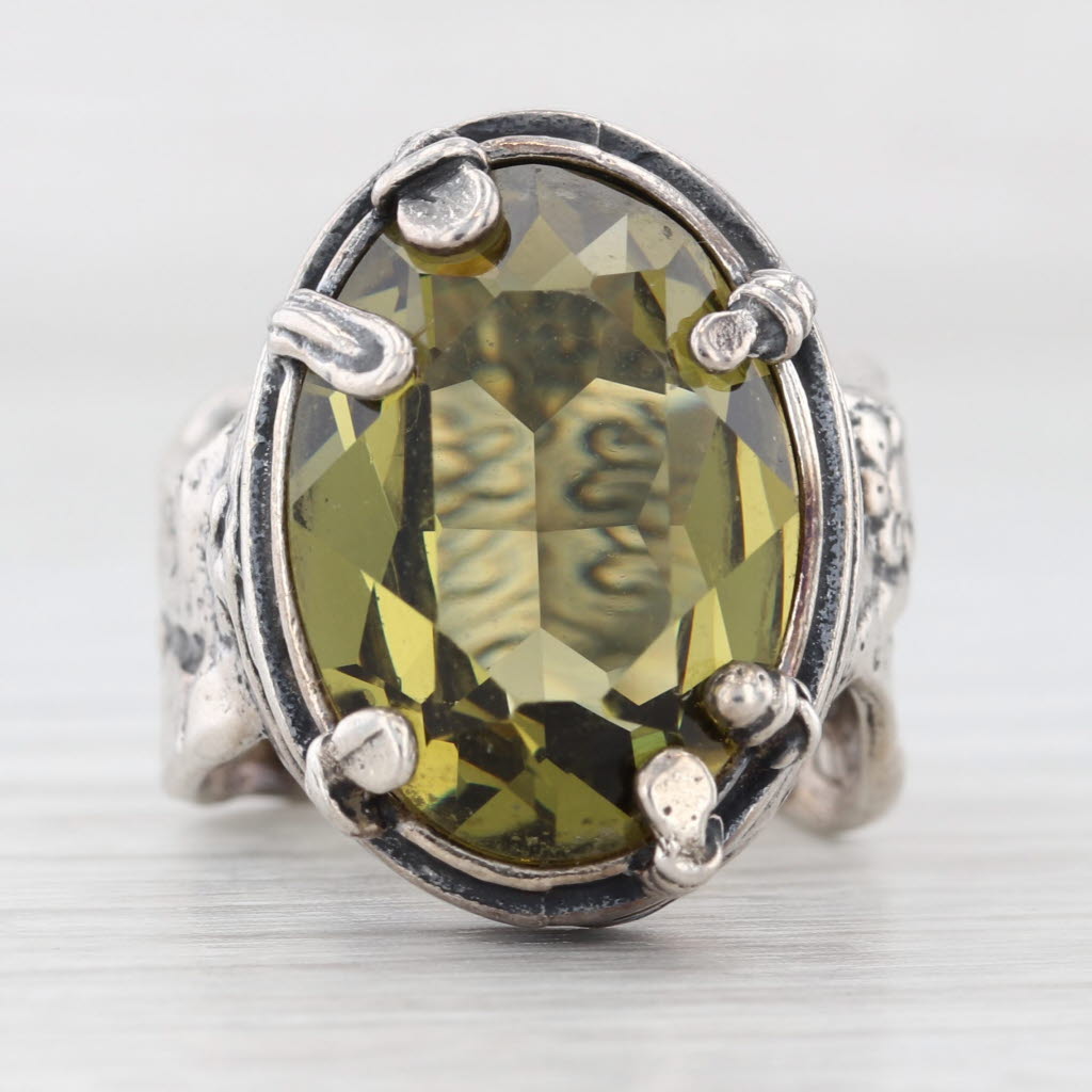 Light Gray Silpada Olivine Green Swarovski Crystal Ring Sterling Silver R1883 Size 7