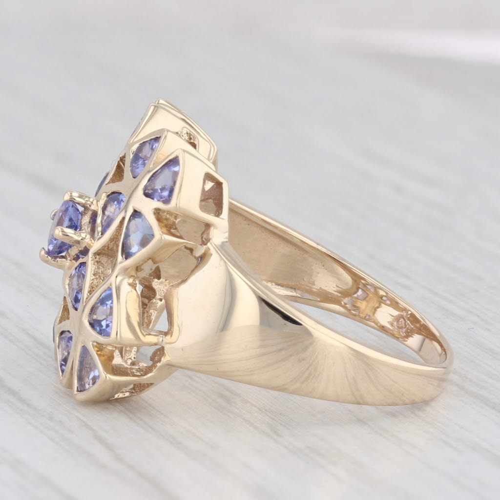 Light Gray 1.83ctw Tanzanite Flower Clusters Ring 10k Yellow Gold Size 8 Cocktail