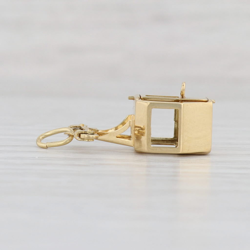 Light Gray Vintage Gondola Charm 18k Yellow Gold Opens 3D Souvenir Pendant