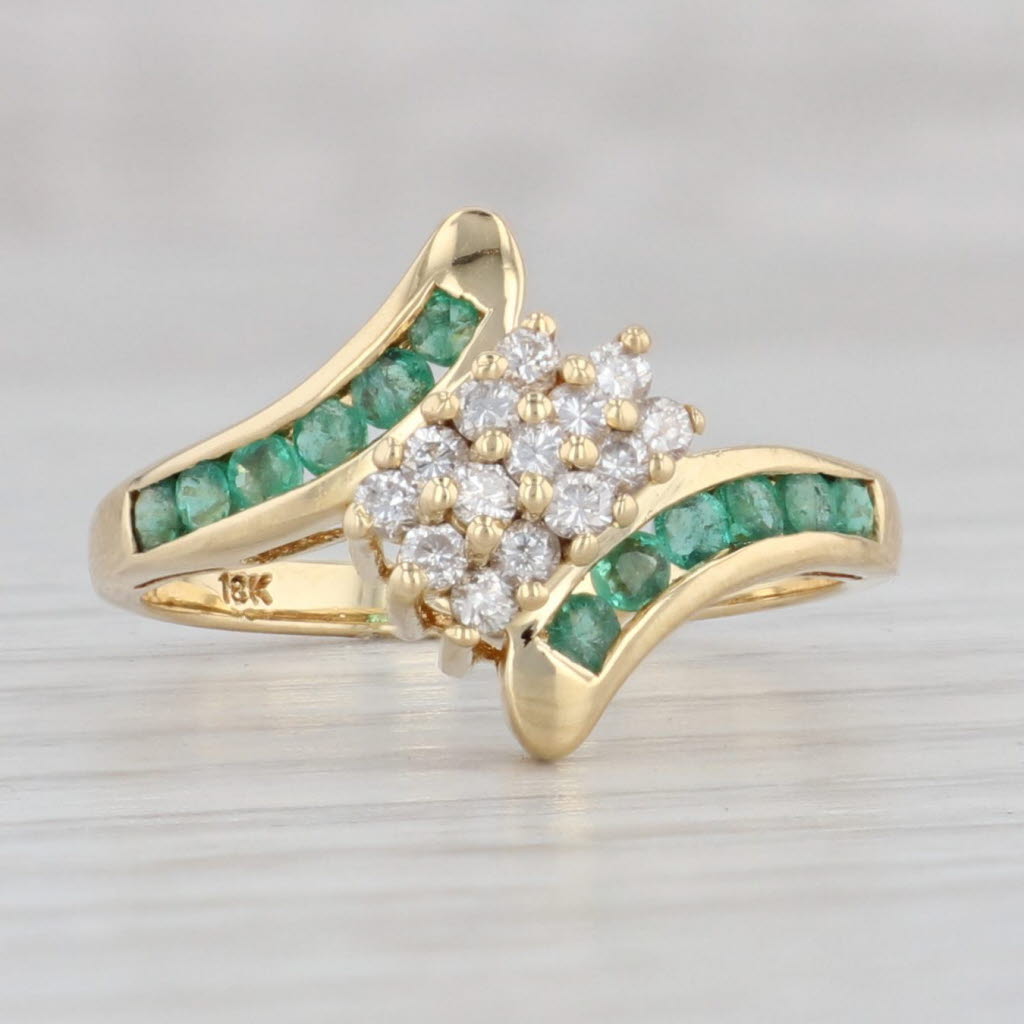 Light Gray Town & Country 0.51ctw Diamond Cluster Emerald Bypass Ring 18k Gold Size 6.25