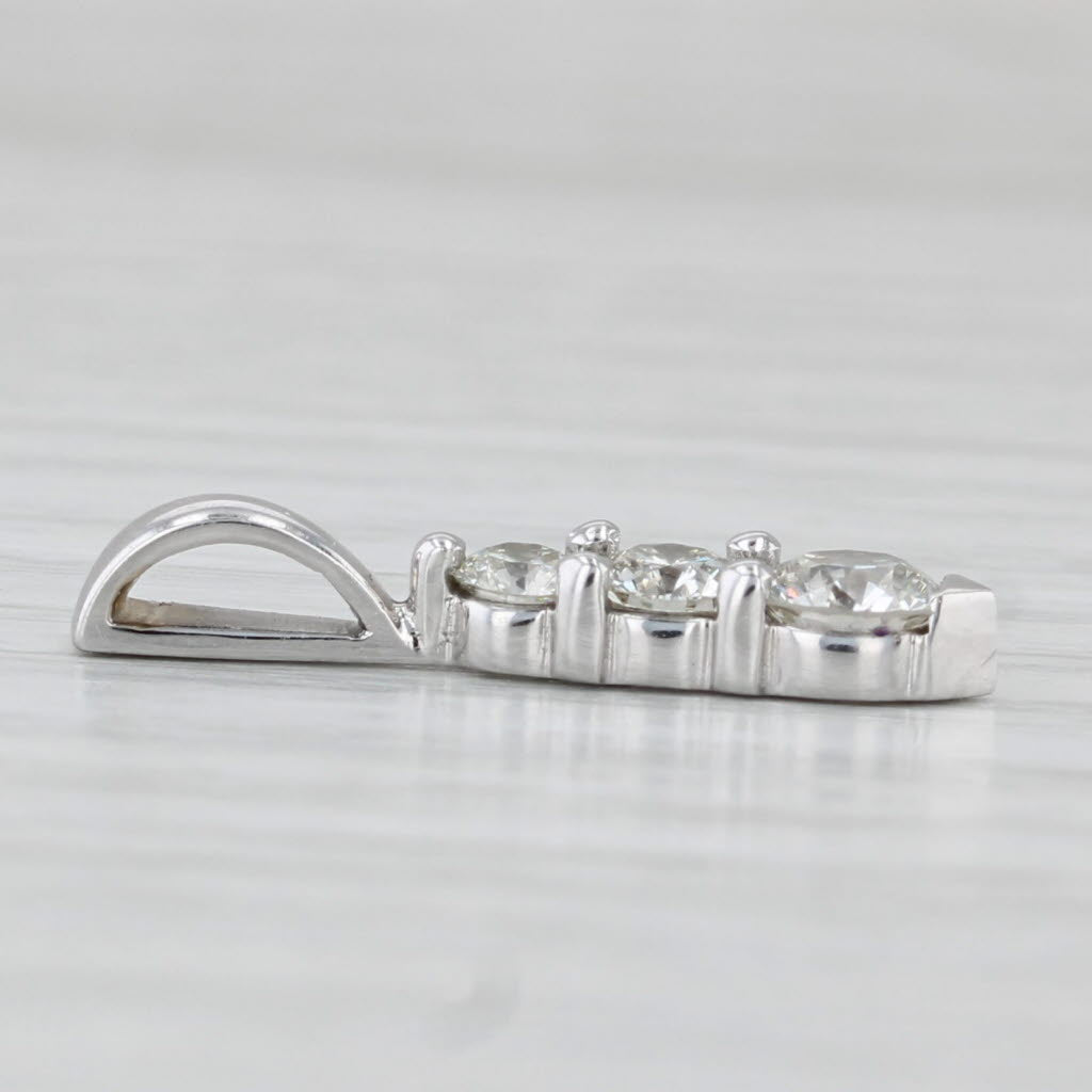 Light Gray 0.54ctw Diamond 3-Stone Journey Pendant 18k White Gold