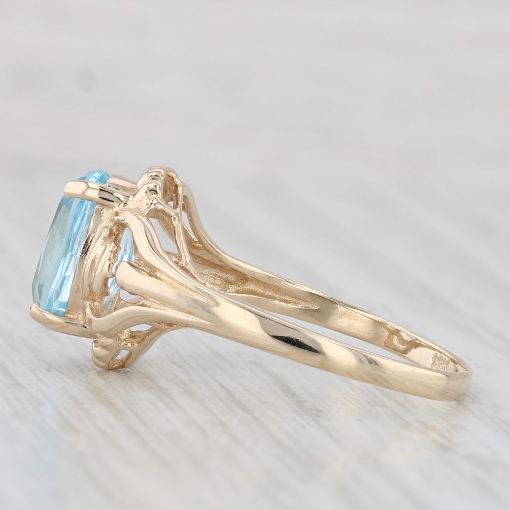 Light Gray 2.15ctw Oval Blue Topaz Solitaire Ring 10k Yellow Gold Size 6.5