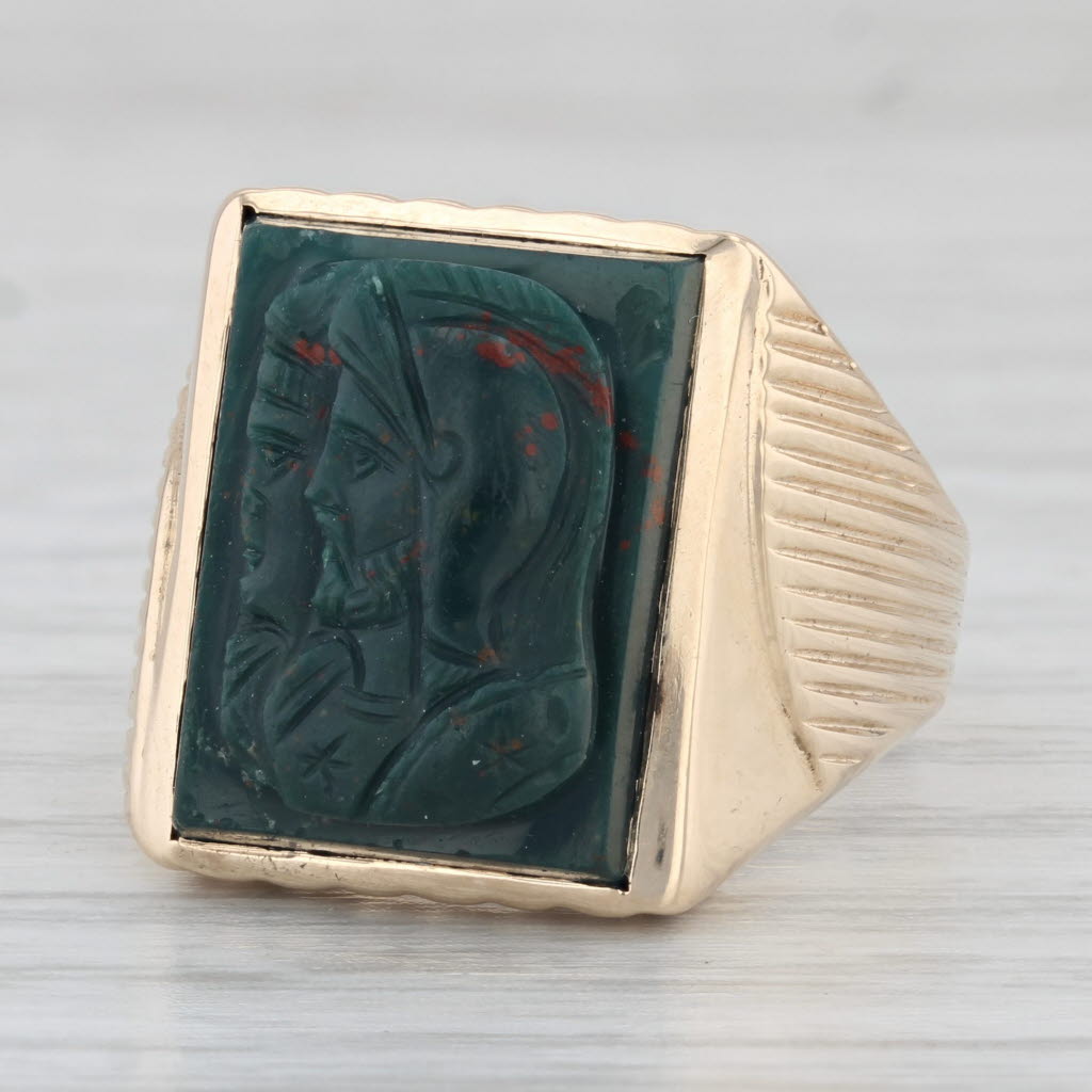 Light Gray Vintage Bloodstone Carved Soldier Cameo Ring 10k Yellow Gold Size 8.5