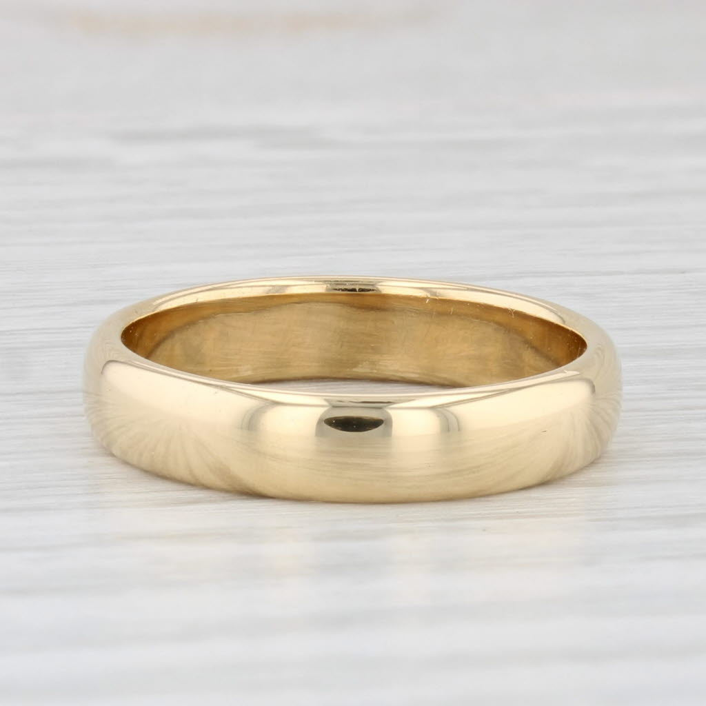 Light Gray Classic Tiffany & Co Wedding Band 18k Yellow Gold Size 8.25 Ring 1999 with Pouch