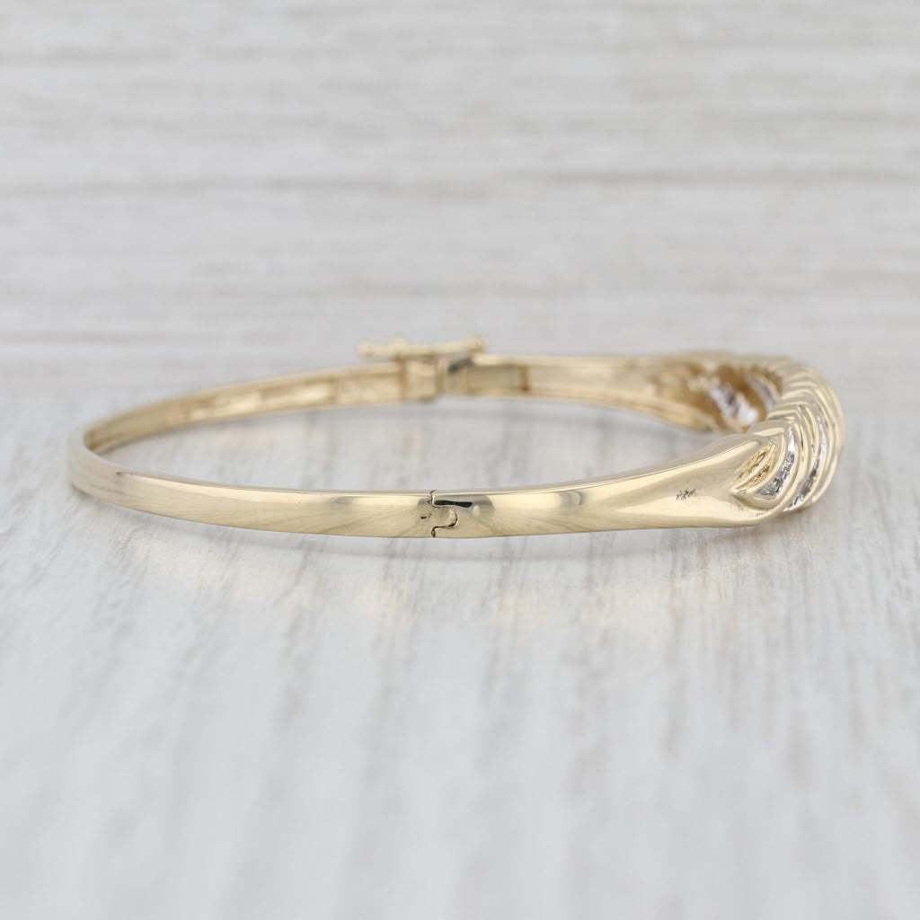 0.20ctw Diamond Scalloped Bangle Bracelet 10k Yellow Gold 7" Hinged