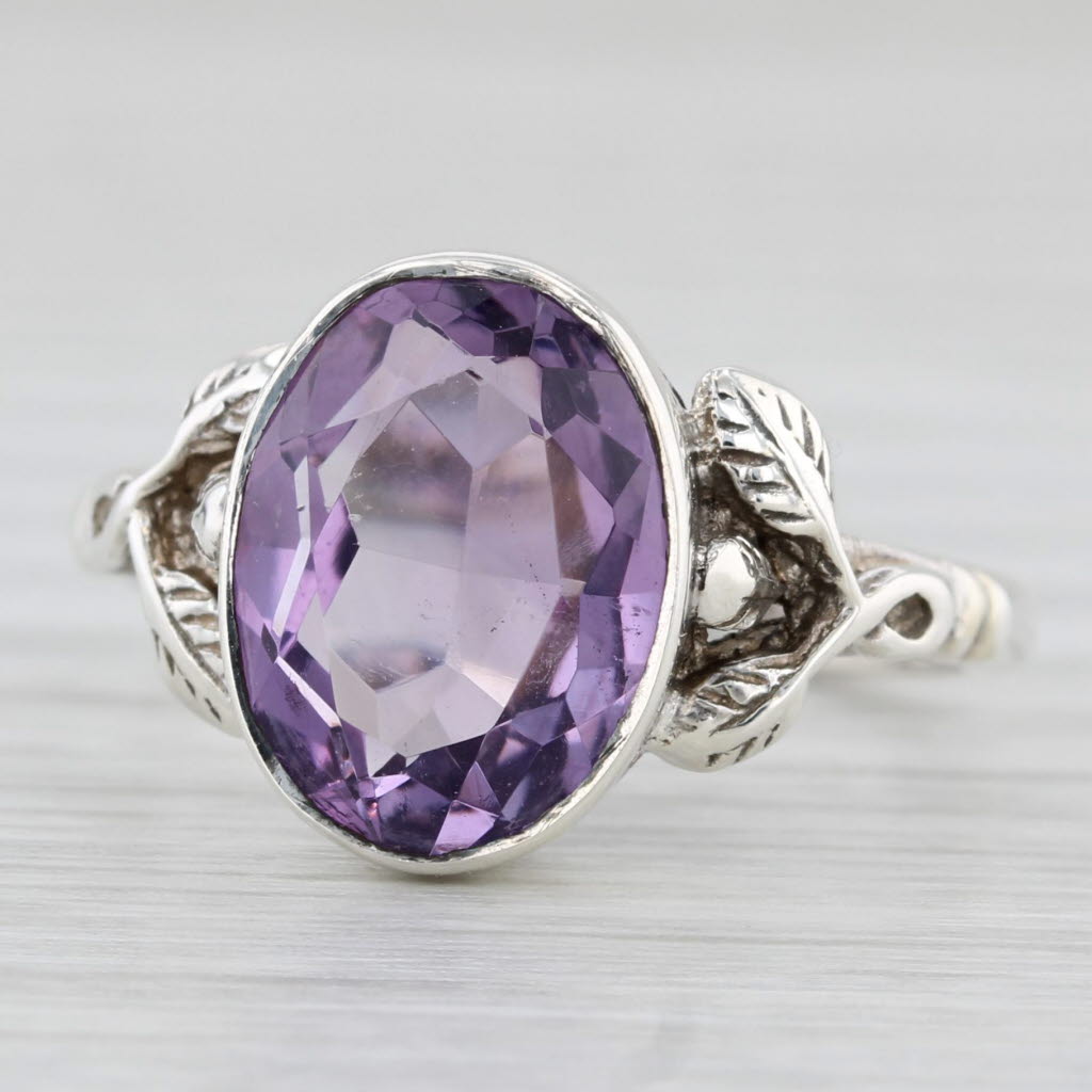 Light Gray 3.30ct Oval Solitaire Amethyst Flower Ring Sterling Silver Size 7.75