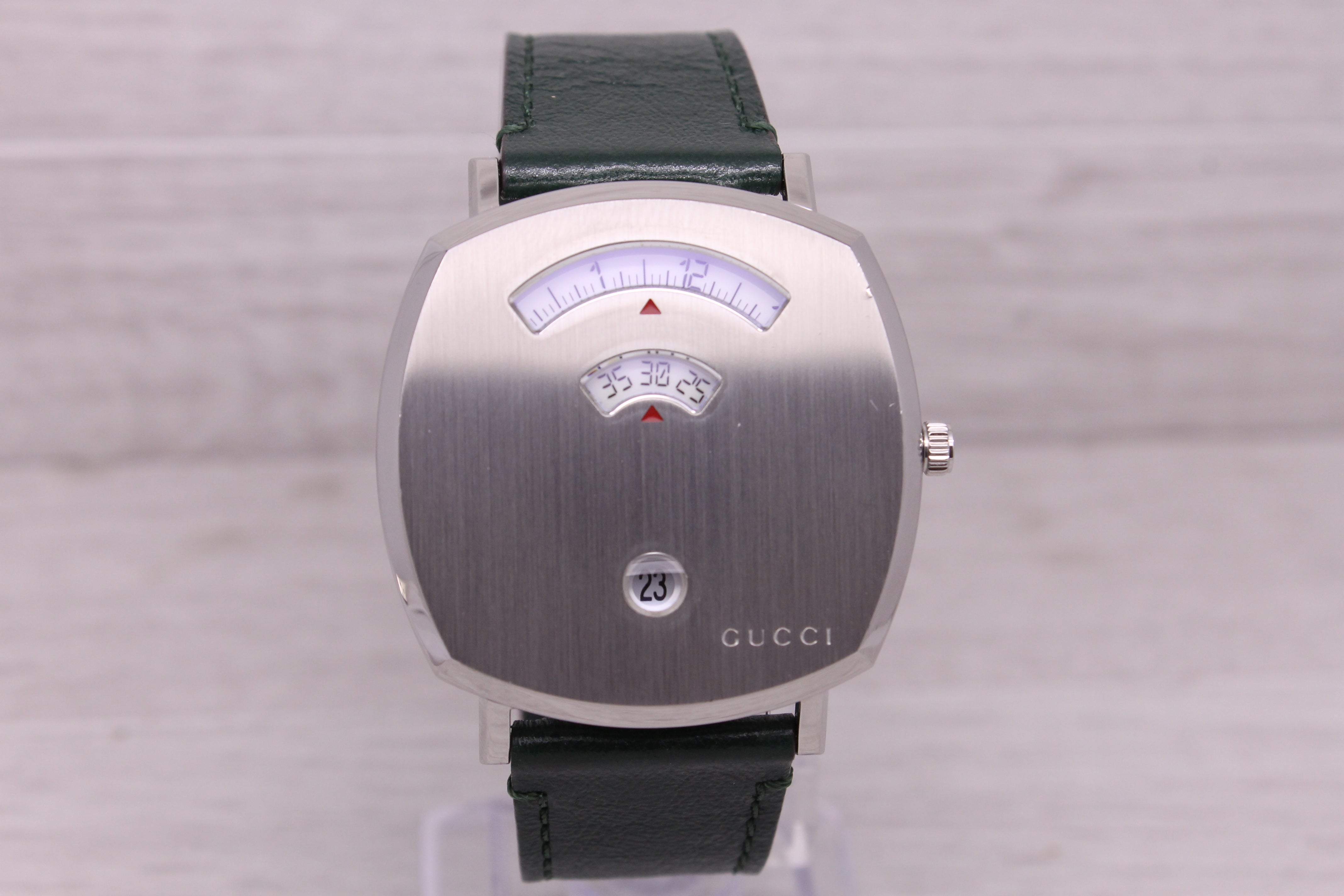 Gray Gucci Jump Hour 157.3 38mm Stainless Steel Quartz Watch w/ Green Strap & Box