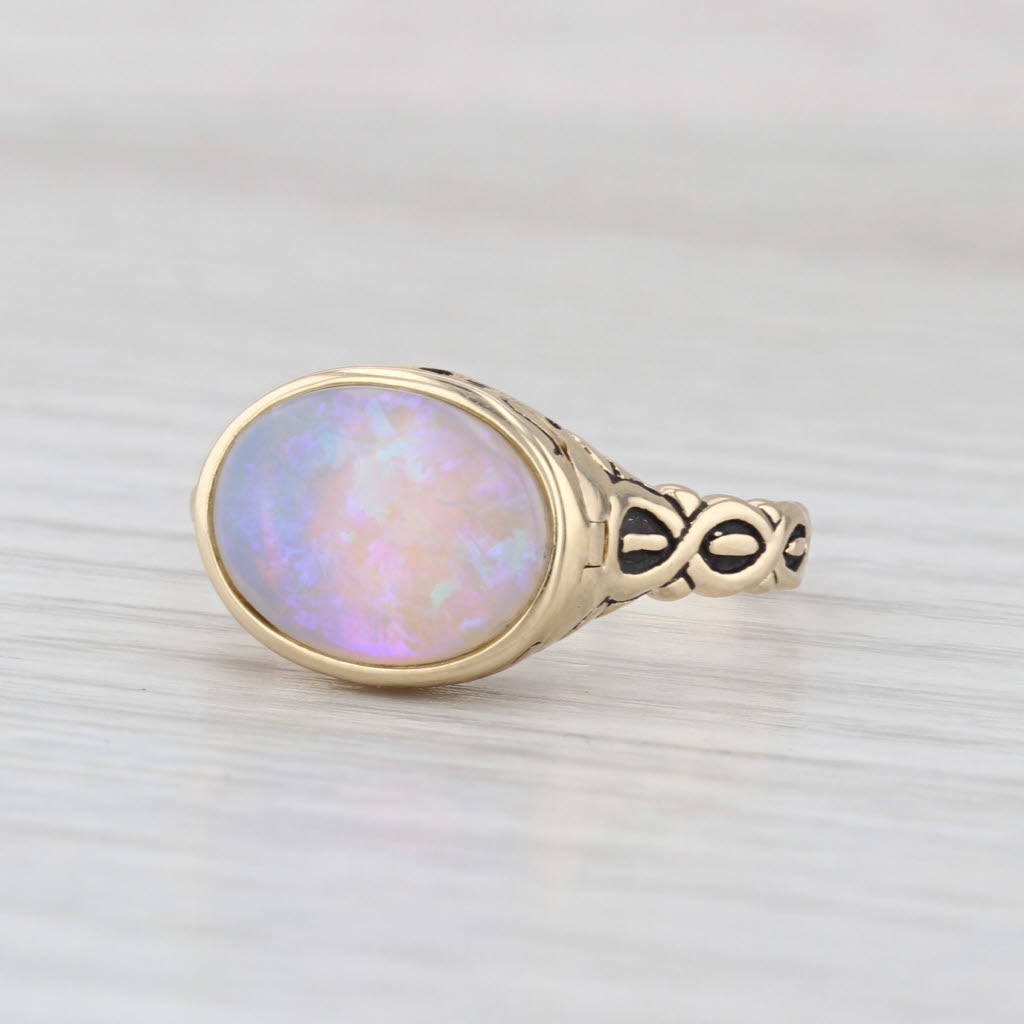 Vintage Opal Snuff Poison Ring 14k Yellow Gold Size 9 Oval Cabochon Solitaire